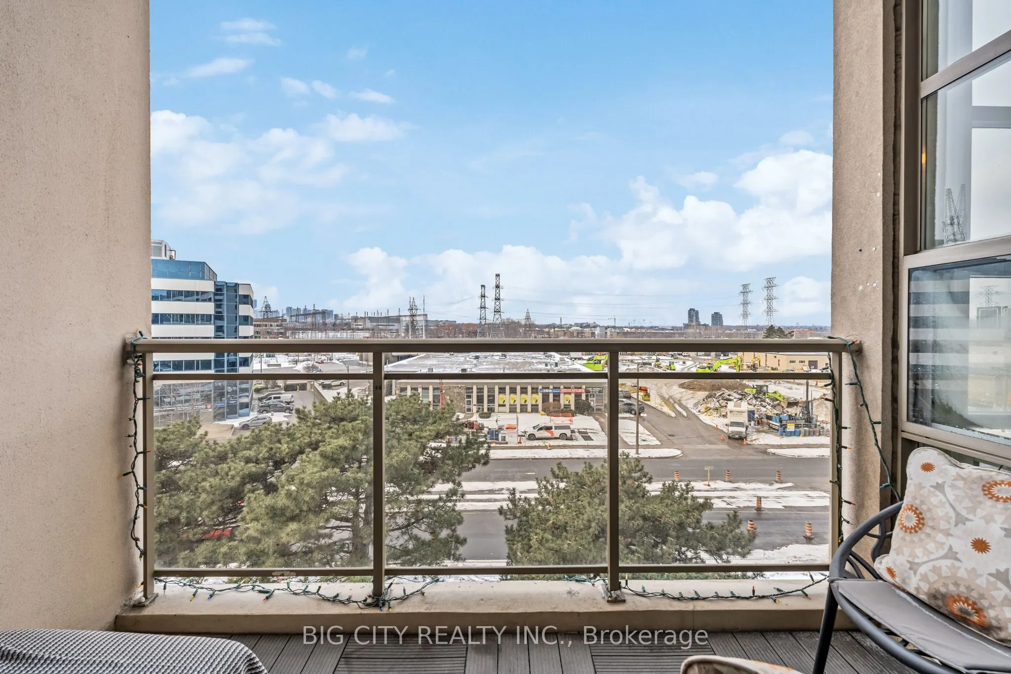 1 Leaside Park Drive, #403