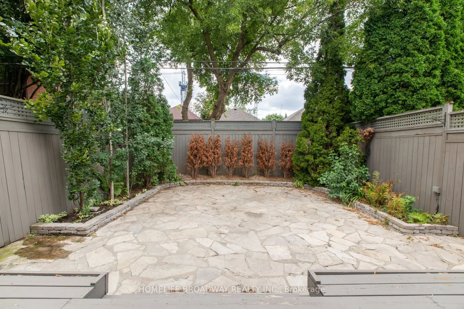 8 Walder Avenue