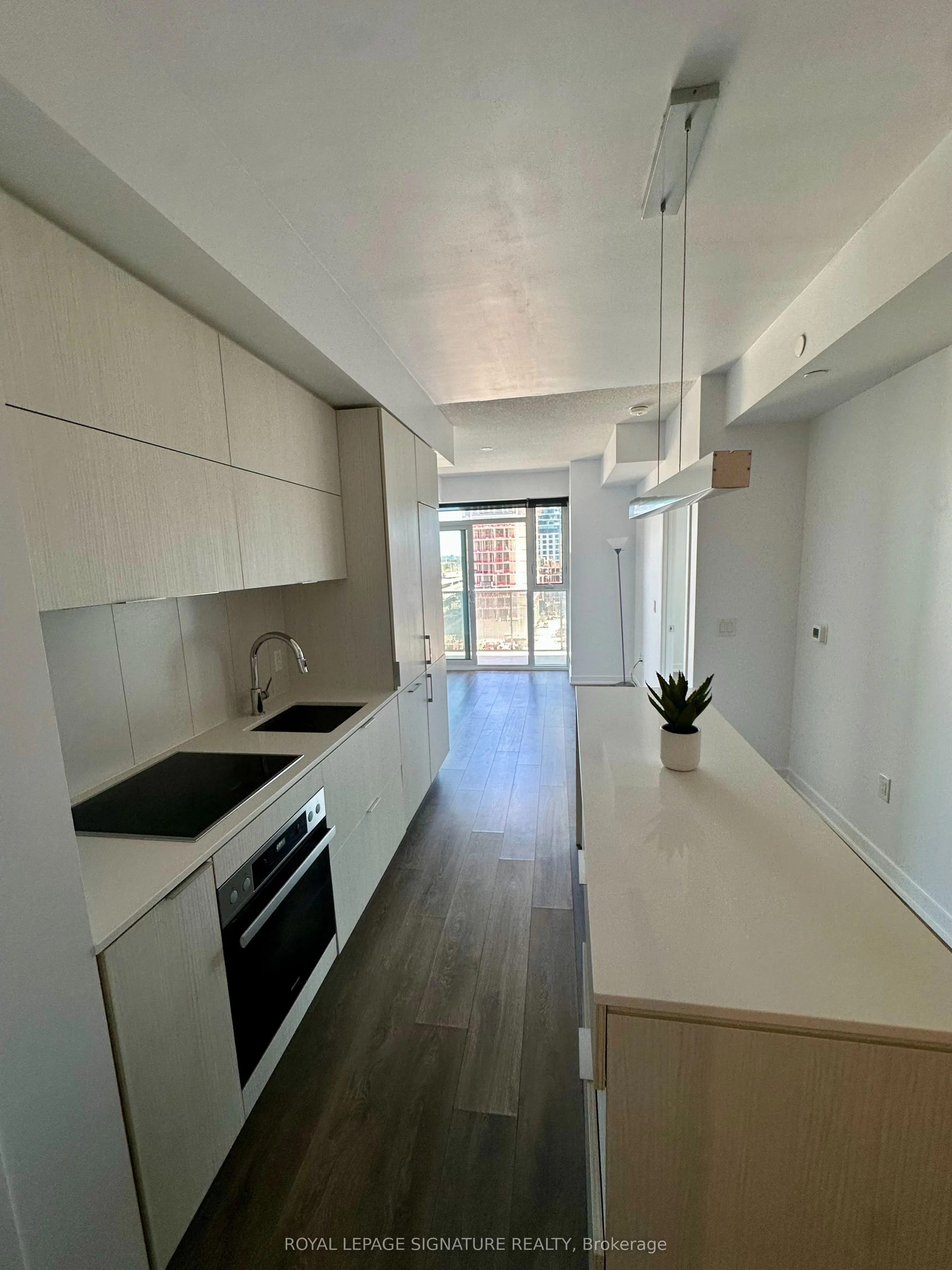 20 Richardson Street, #402