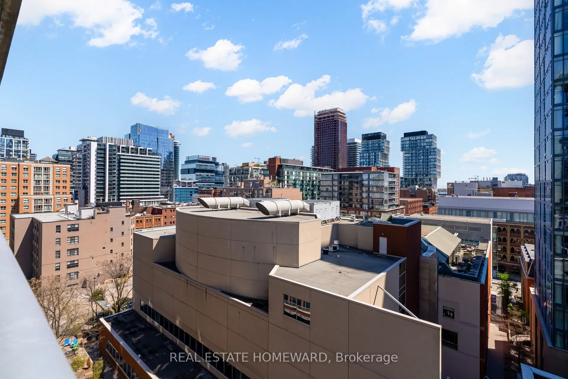 255 Richmond Street E, #1004