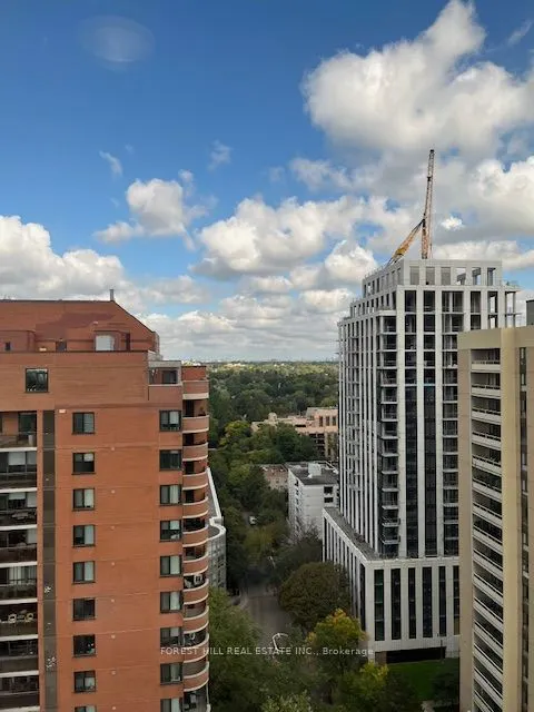 320 Tweedsmuir Avenue, #1604