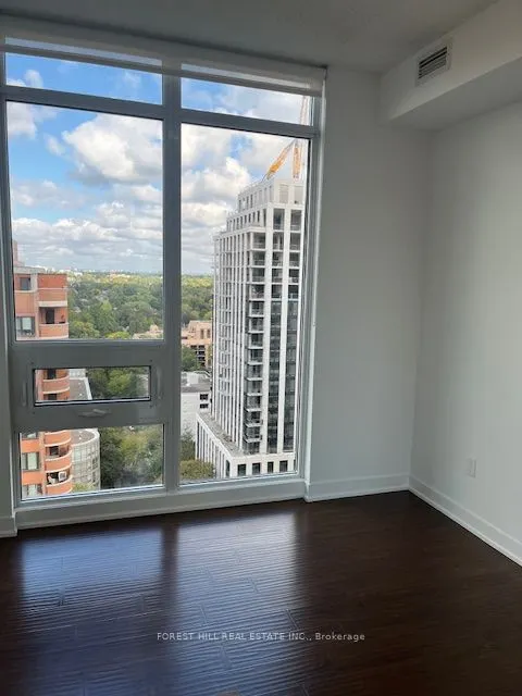 320 Tweedsmuir Avenue, #1604