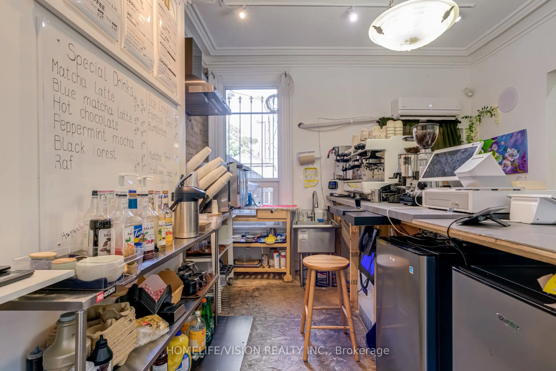 290 Gerrard Street, #1