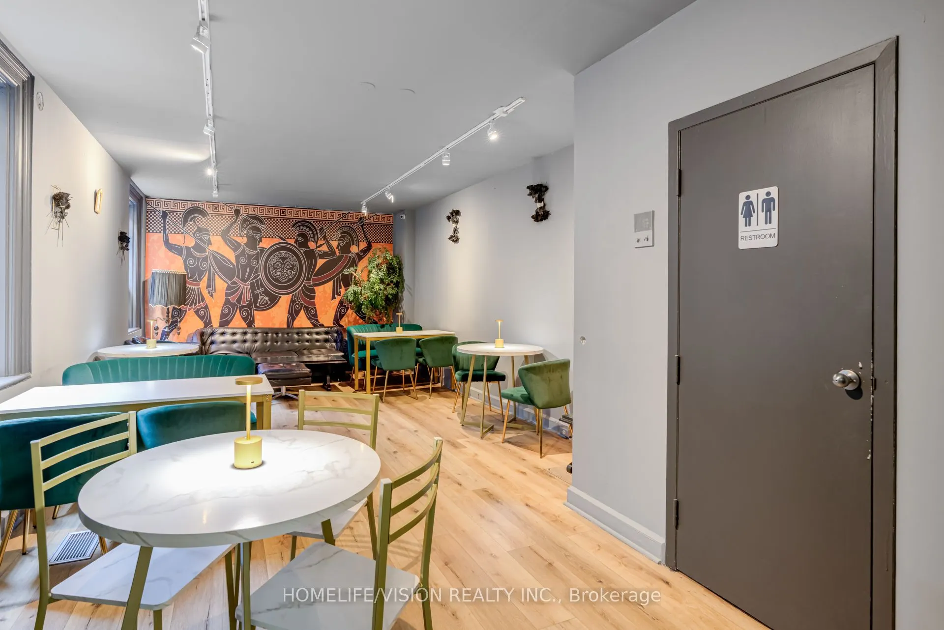 290 Gerrard Street, #1