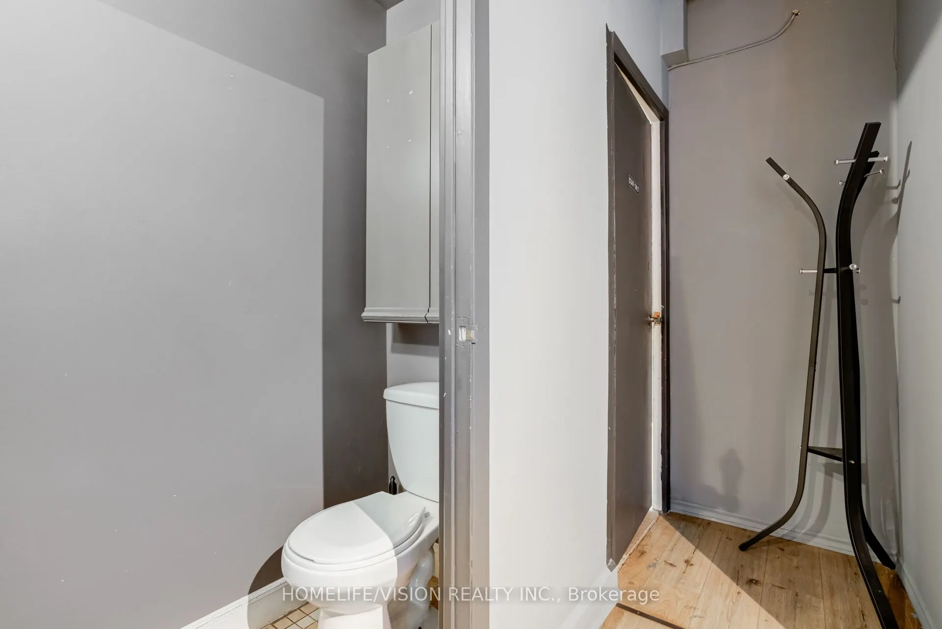 290 Gerrard Street, #1