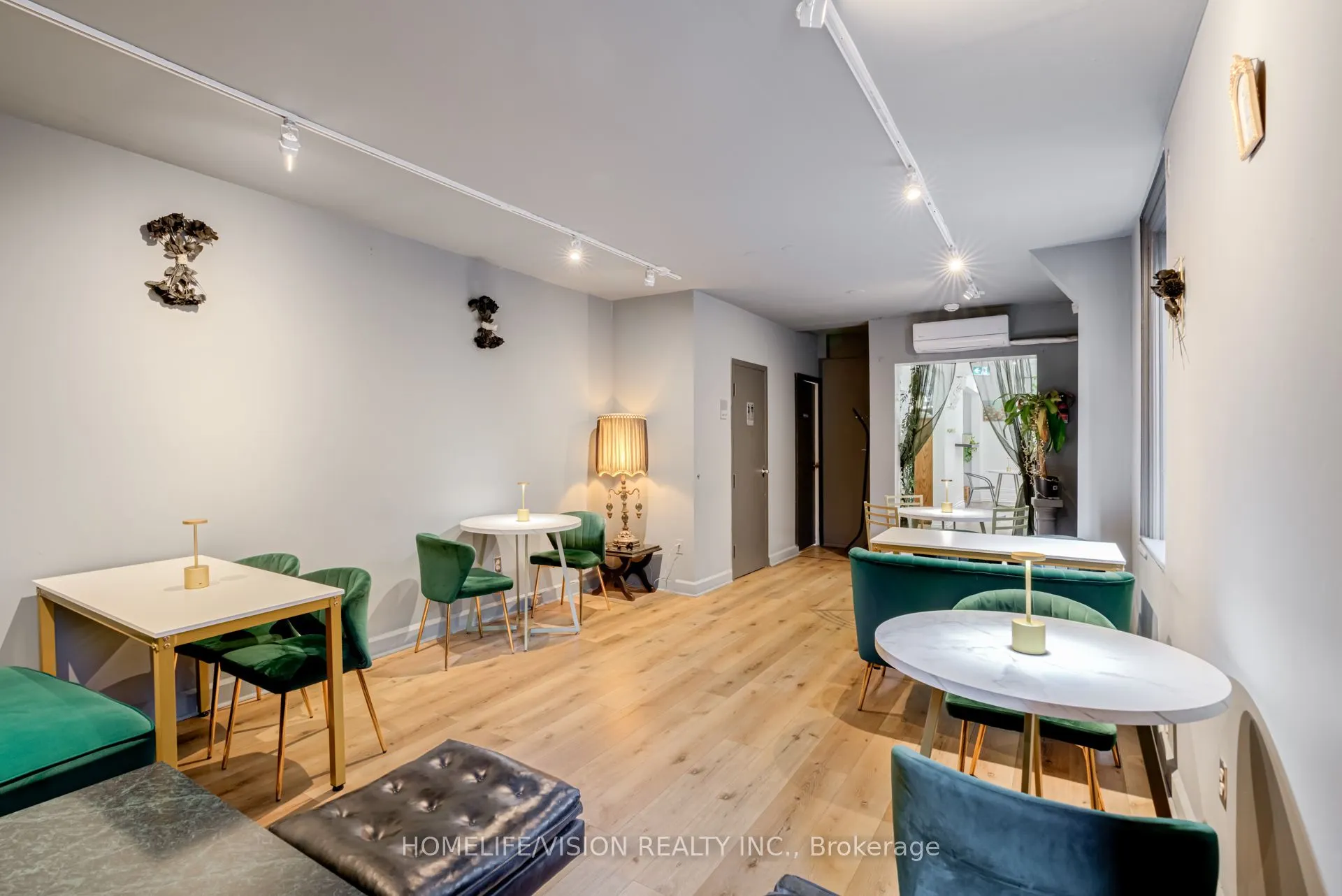 290 Gerrard Street, #1