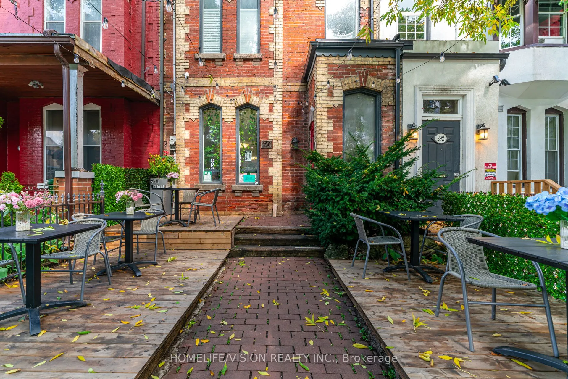 290 Gerrard Street, #1
