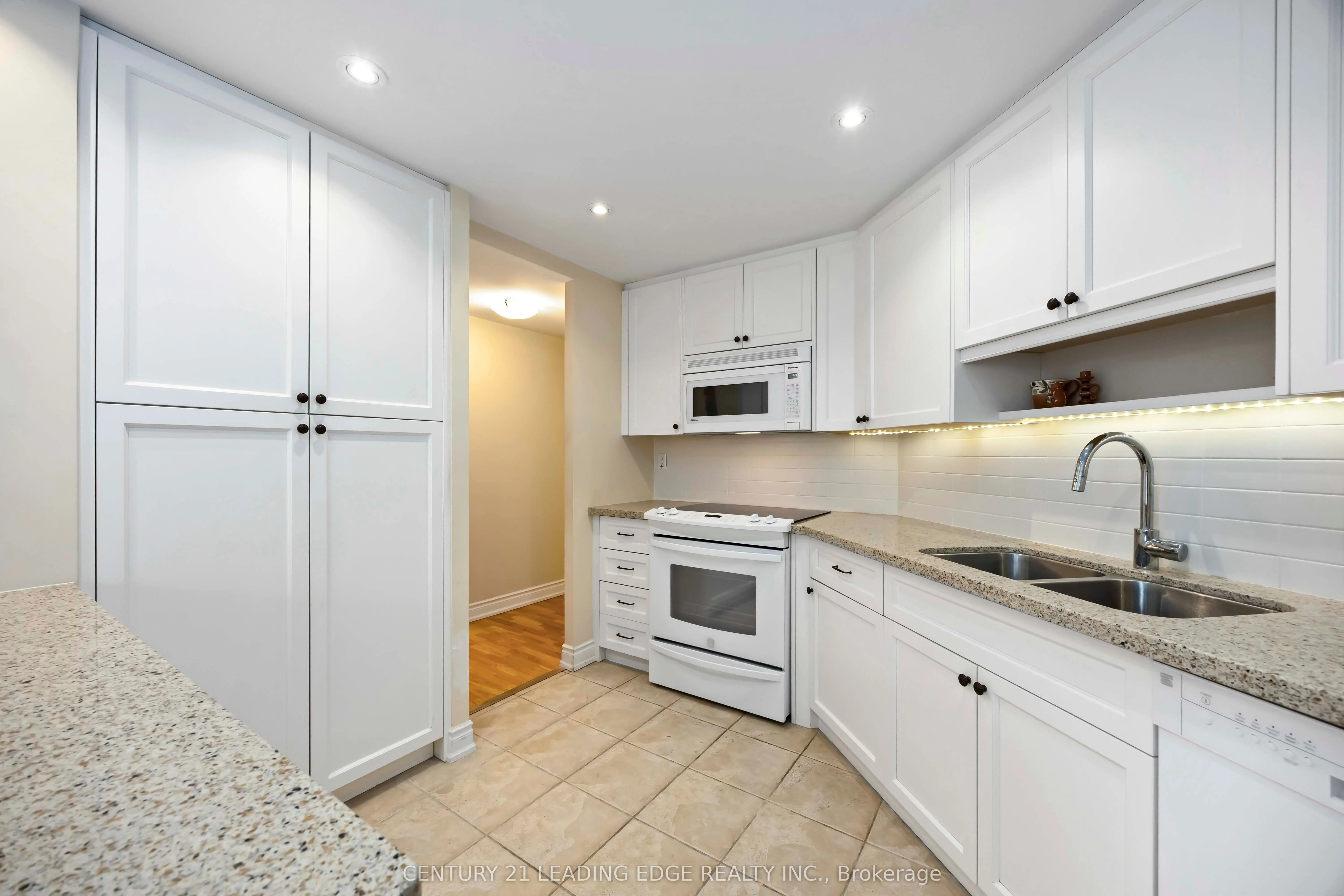131 Beecroft Road, #1806