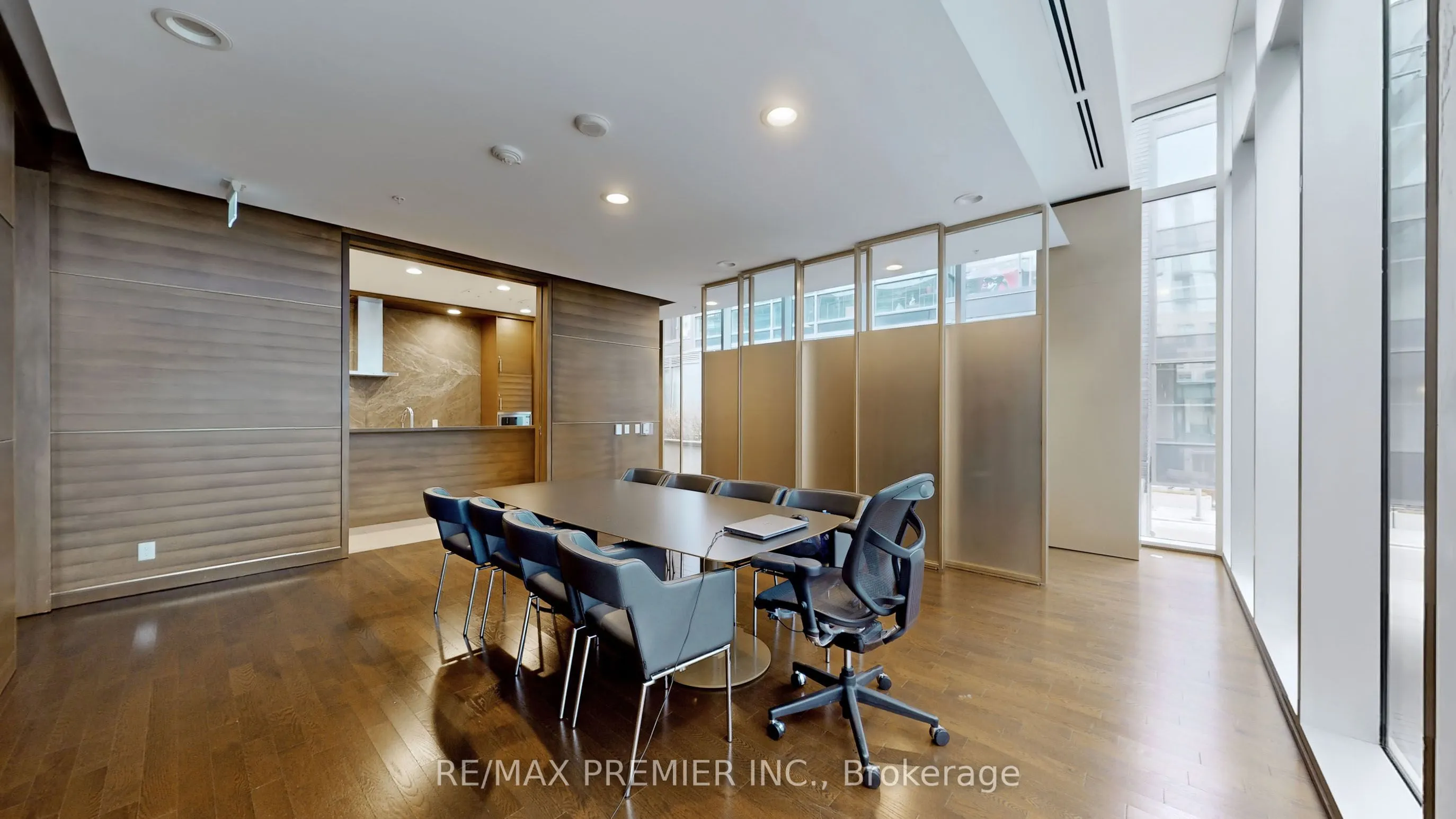 455 Front Street E, #N410