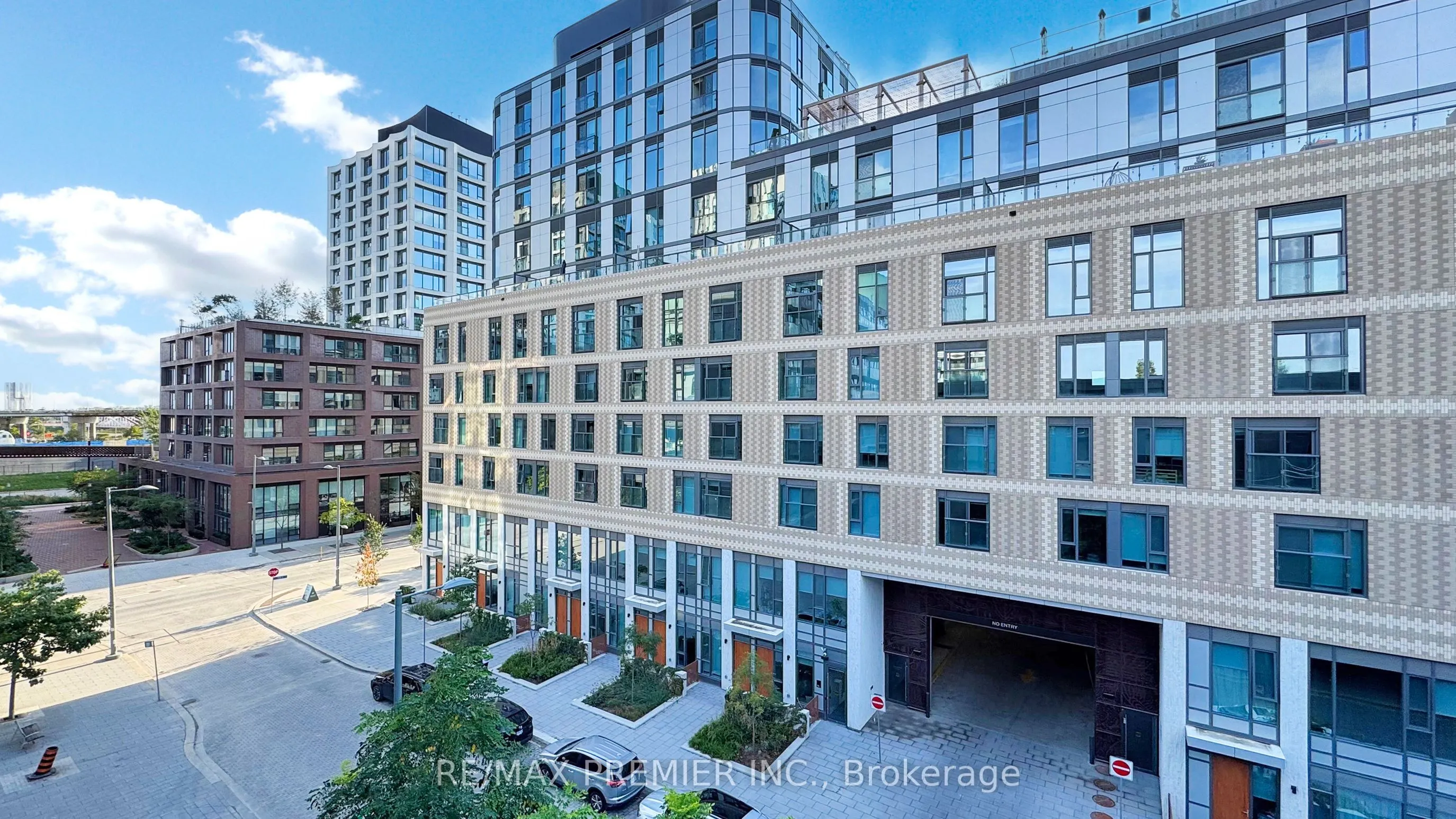 455 Front Street E, #N410