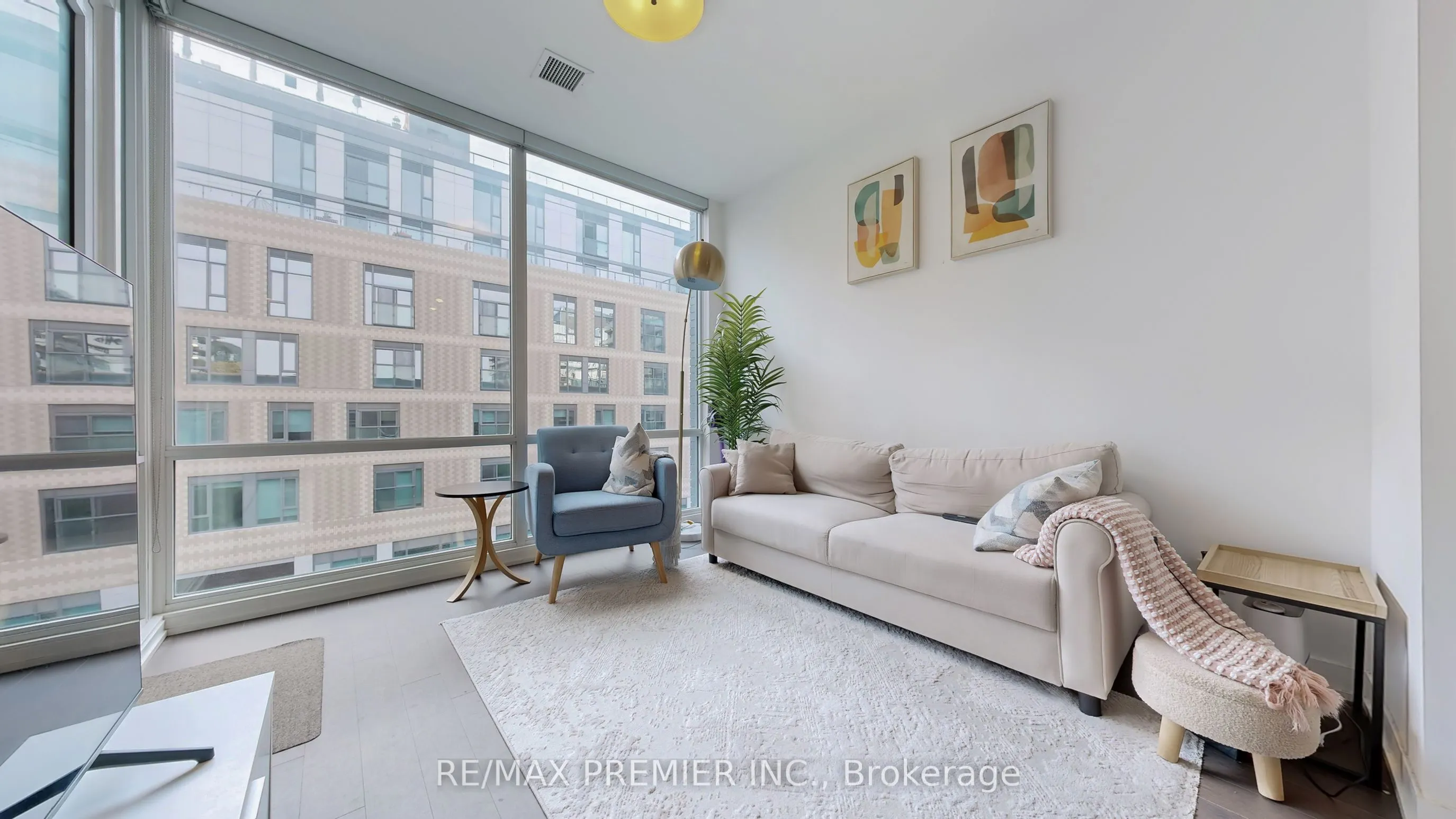 455 Front Street E, #N410