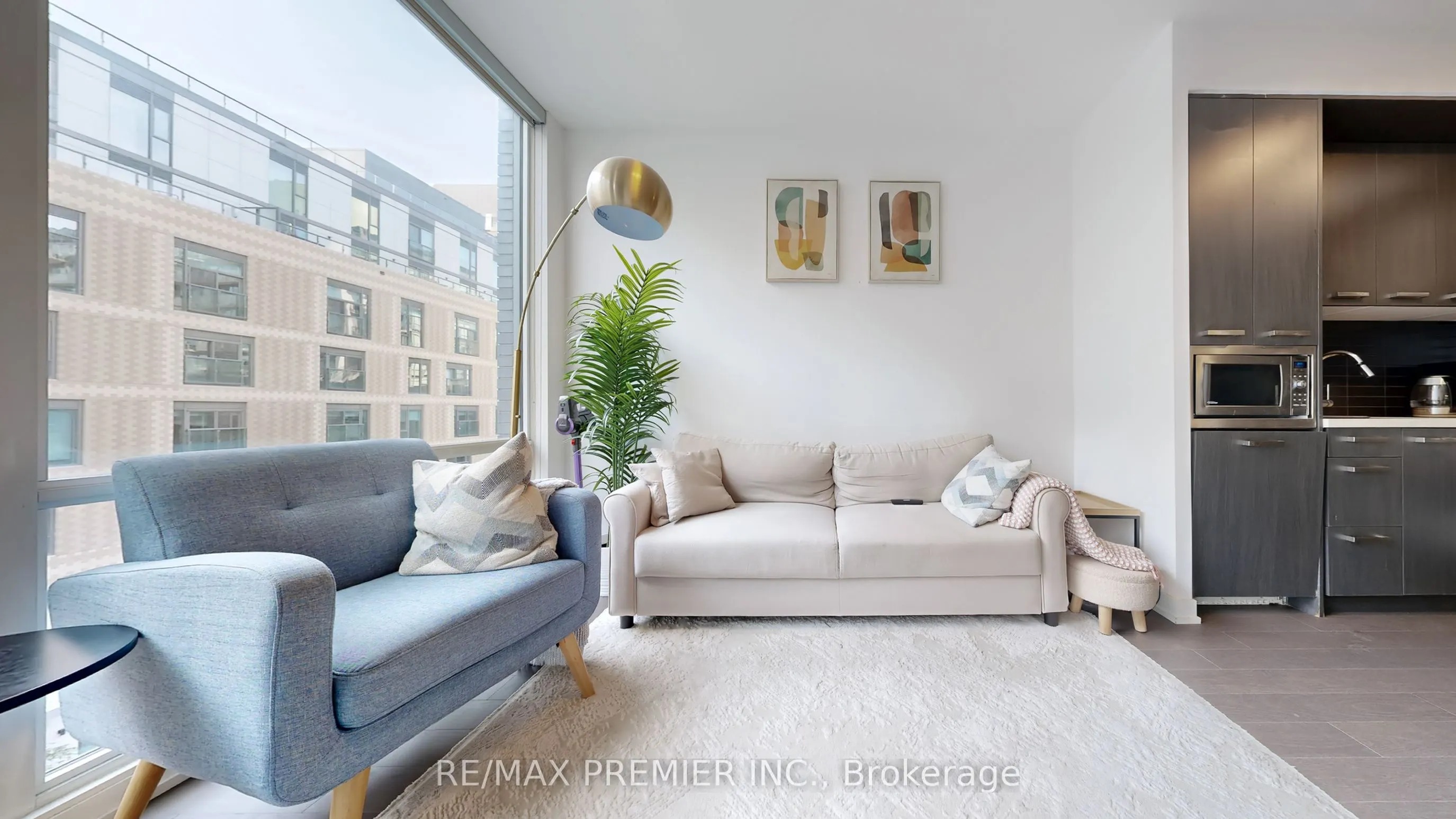 455 Front Street E, #N410
