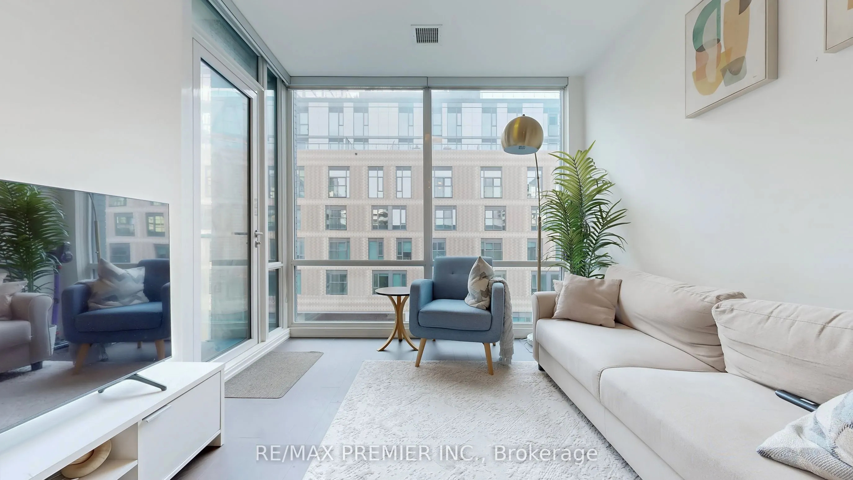 455 Front Street E, #N410