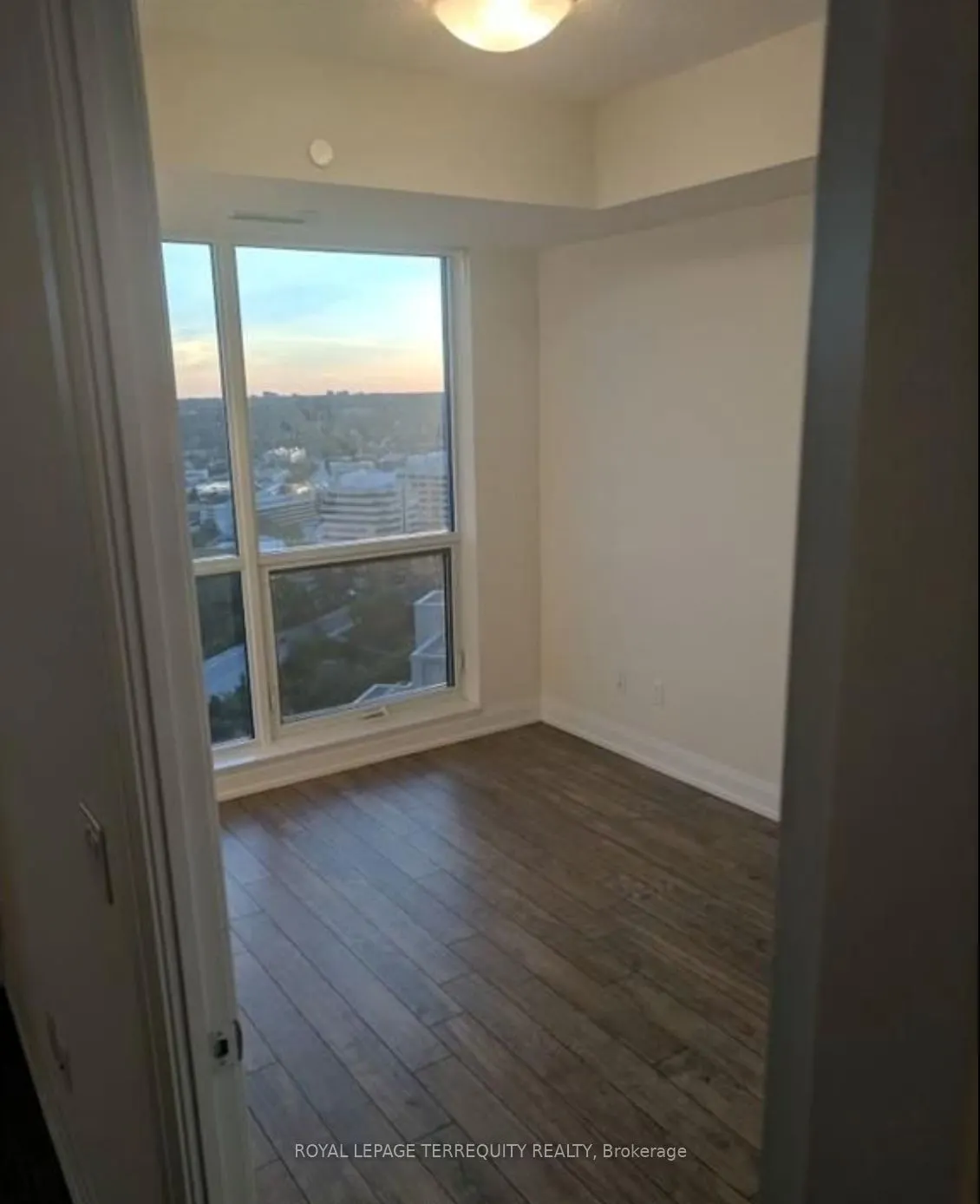 18 Graydon Hall Drive, #2202