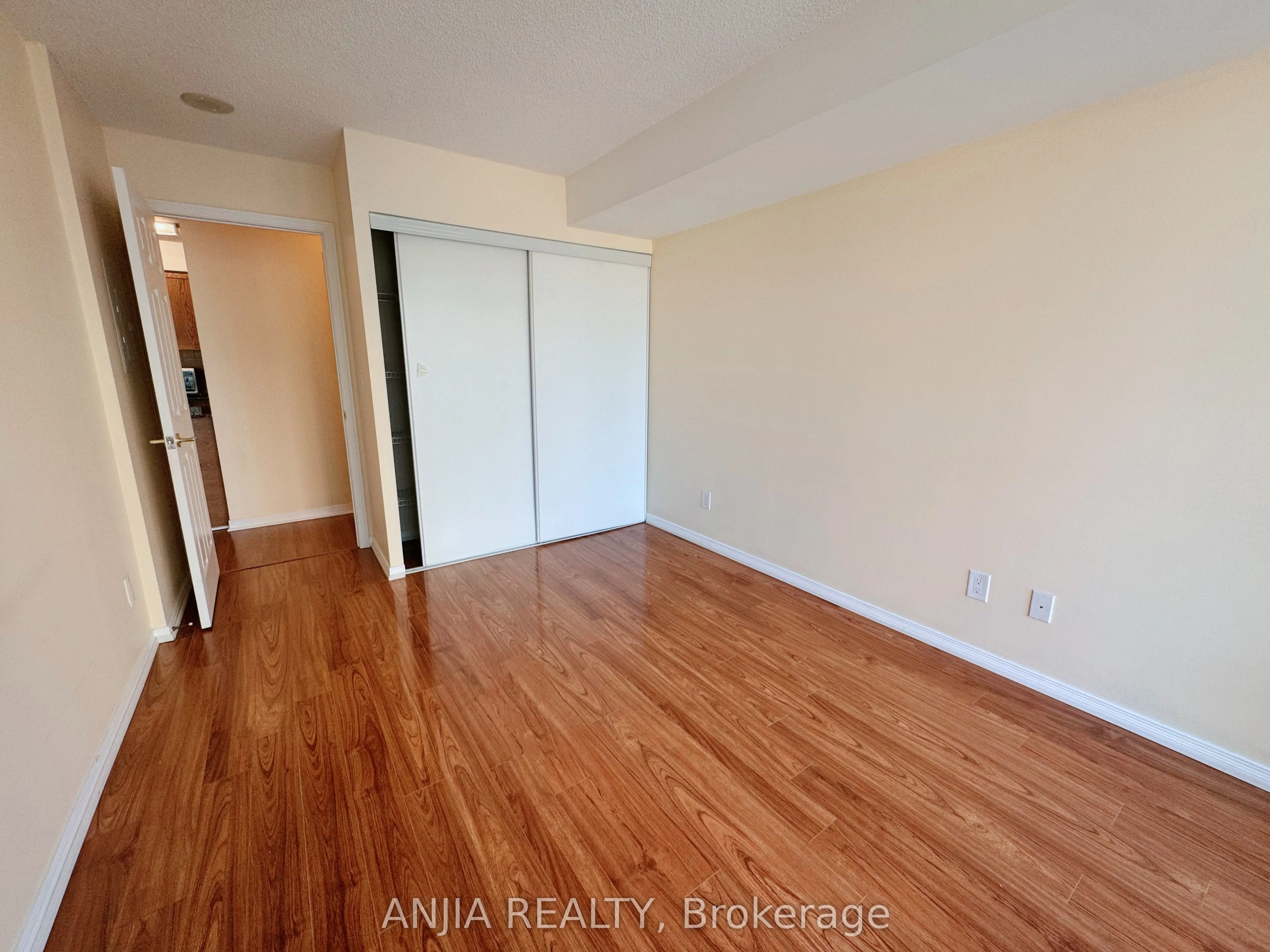 5508 Yonge Street, #1107