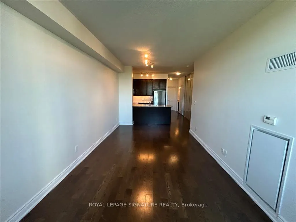 10 Bloorview Place, #801
