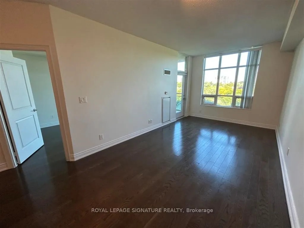 10 Bloorview Place, #801