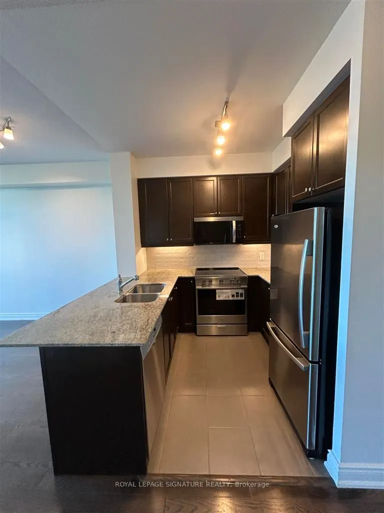 10 Bloorview Place, #801