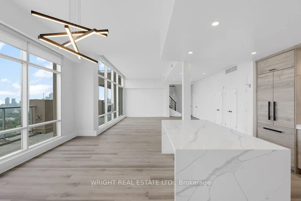 400 Walmer Road, #PH 5