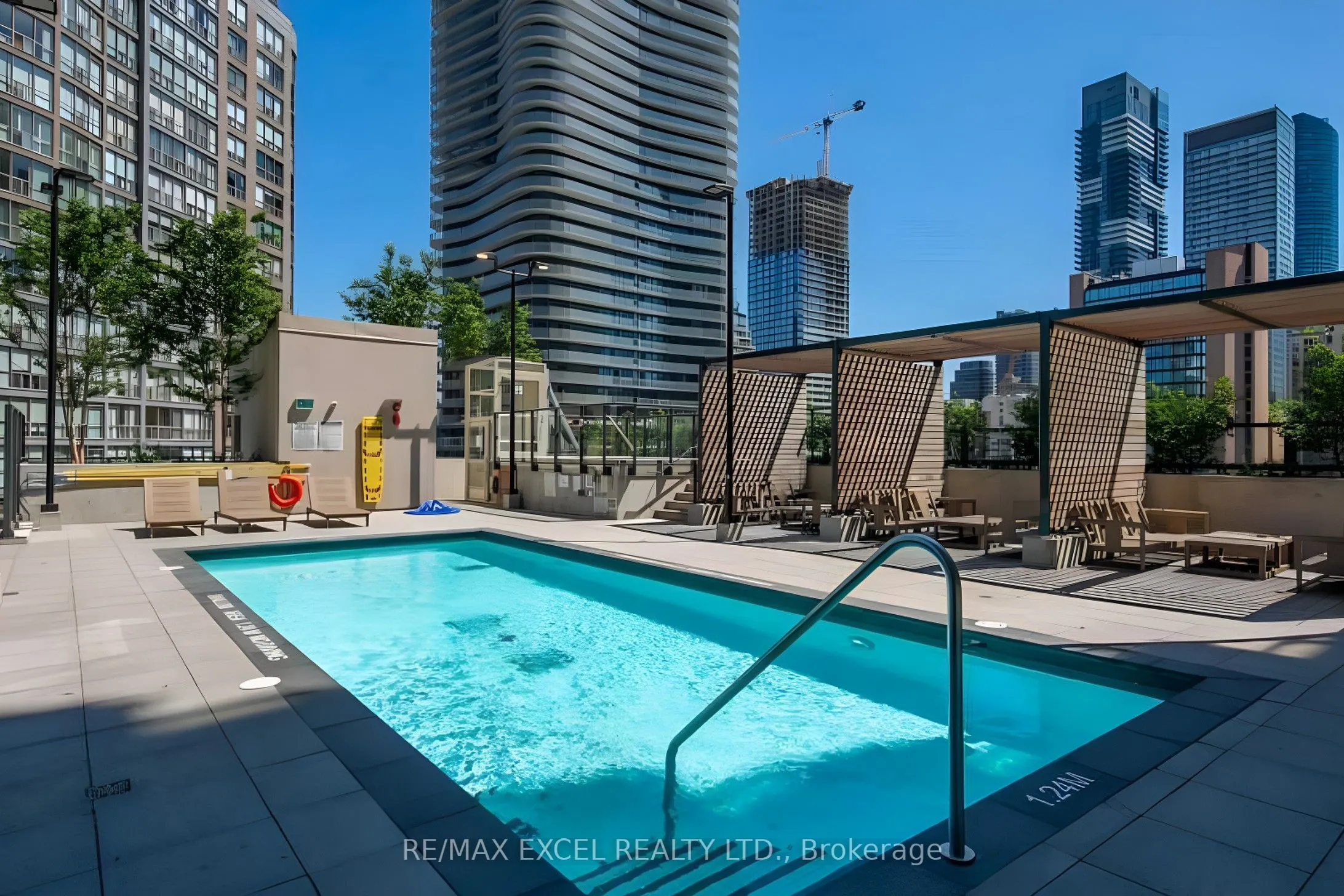 955 Bay Street, #404