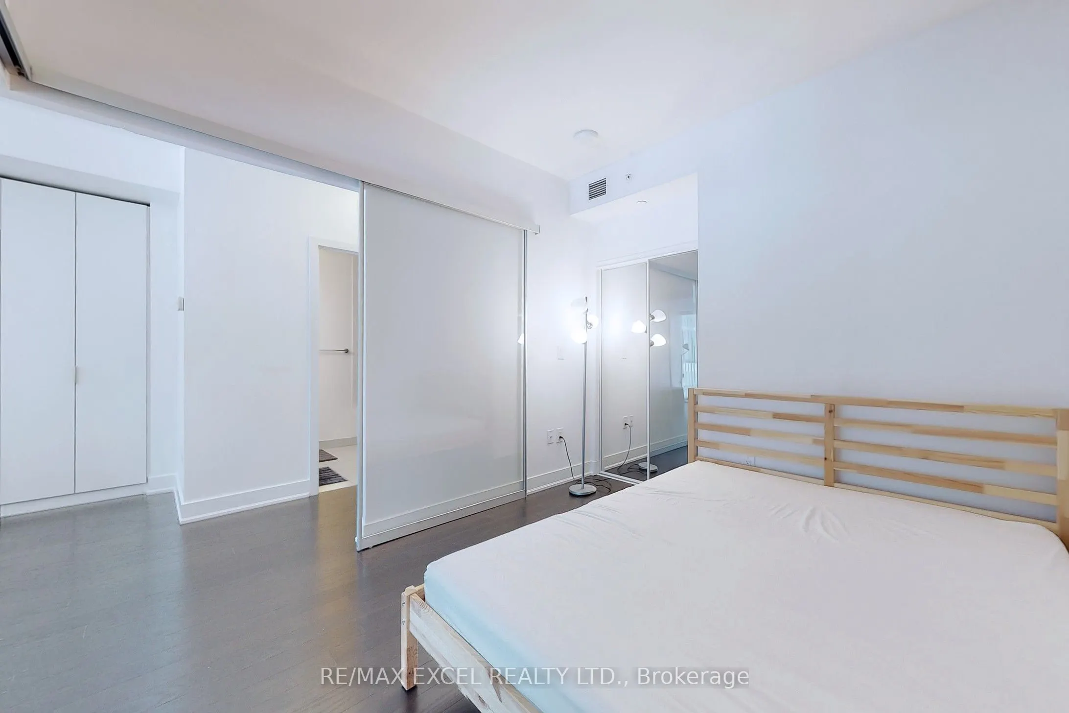 955 Bay Street, #404