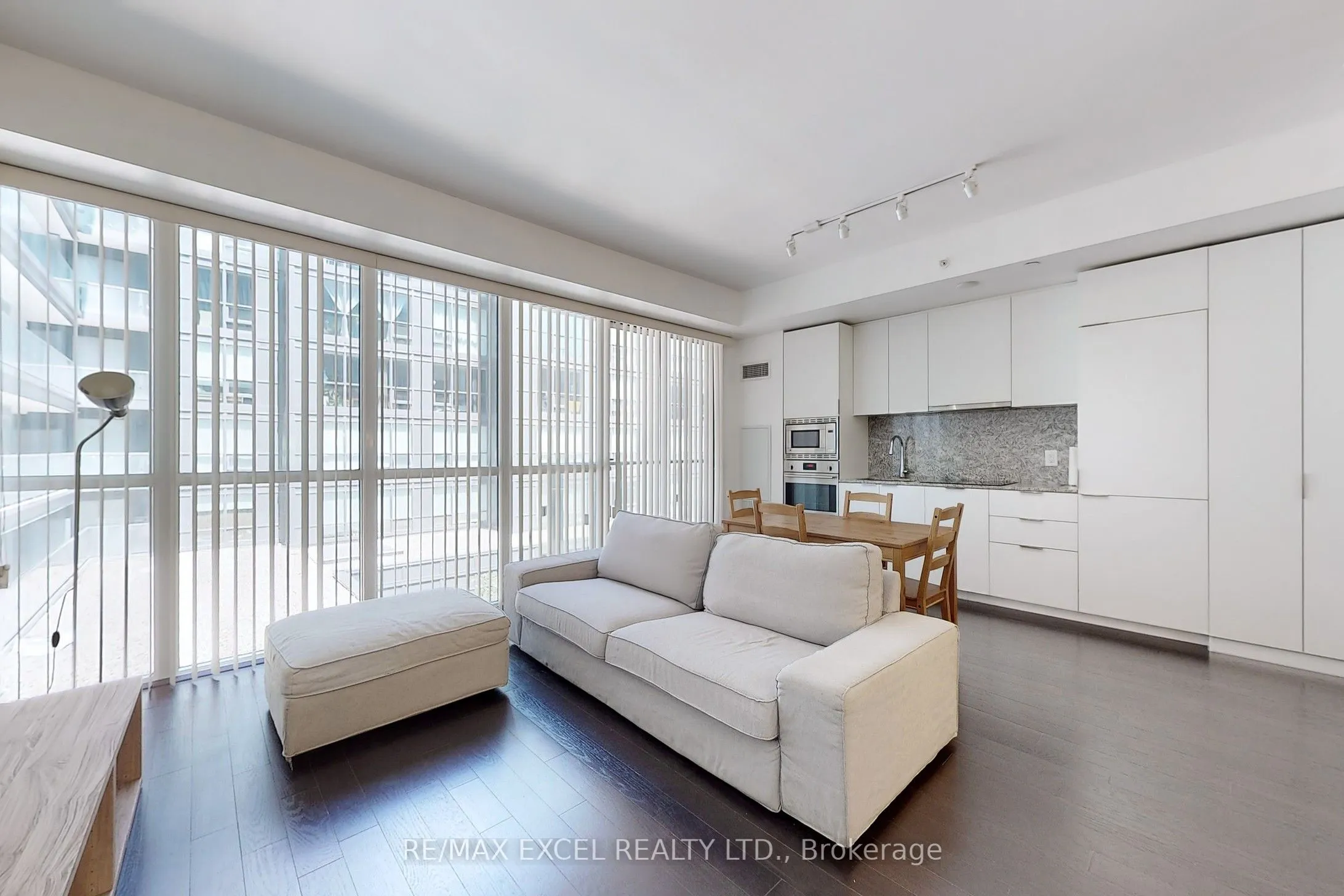 955 Bay Street, #404