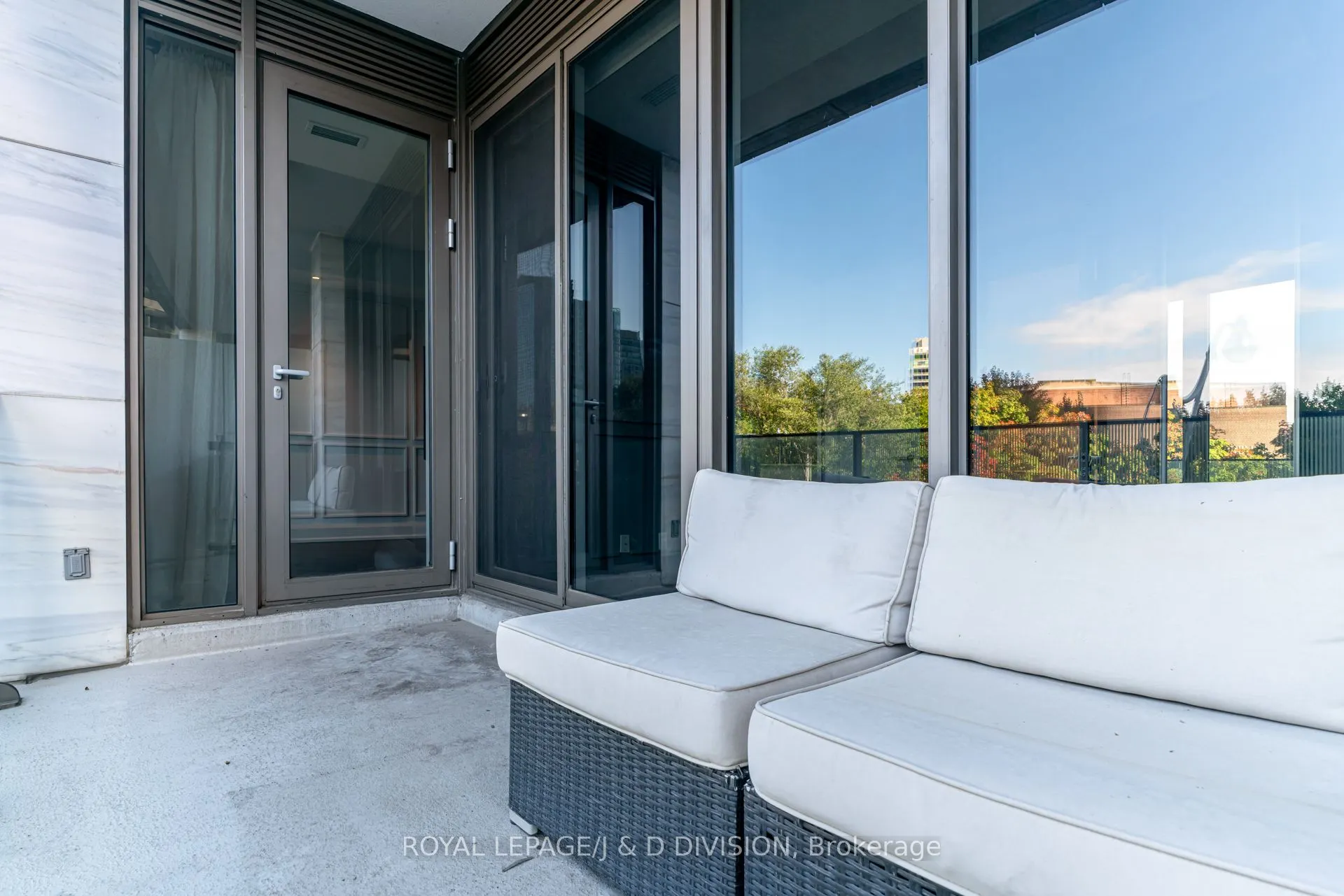 88 Davenport Road, #307