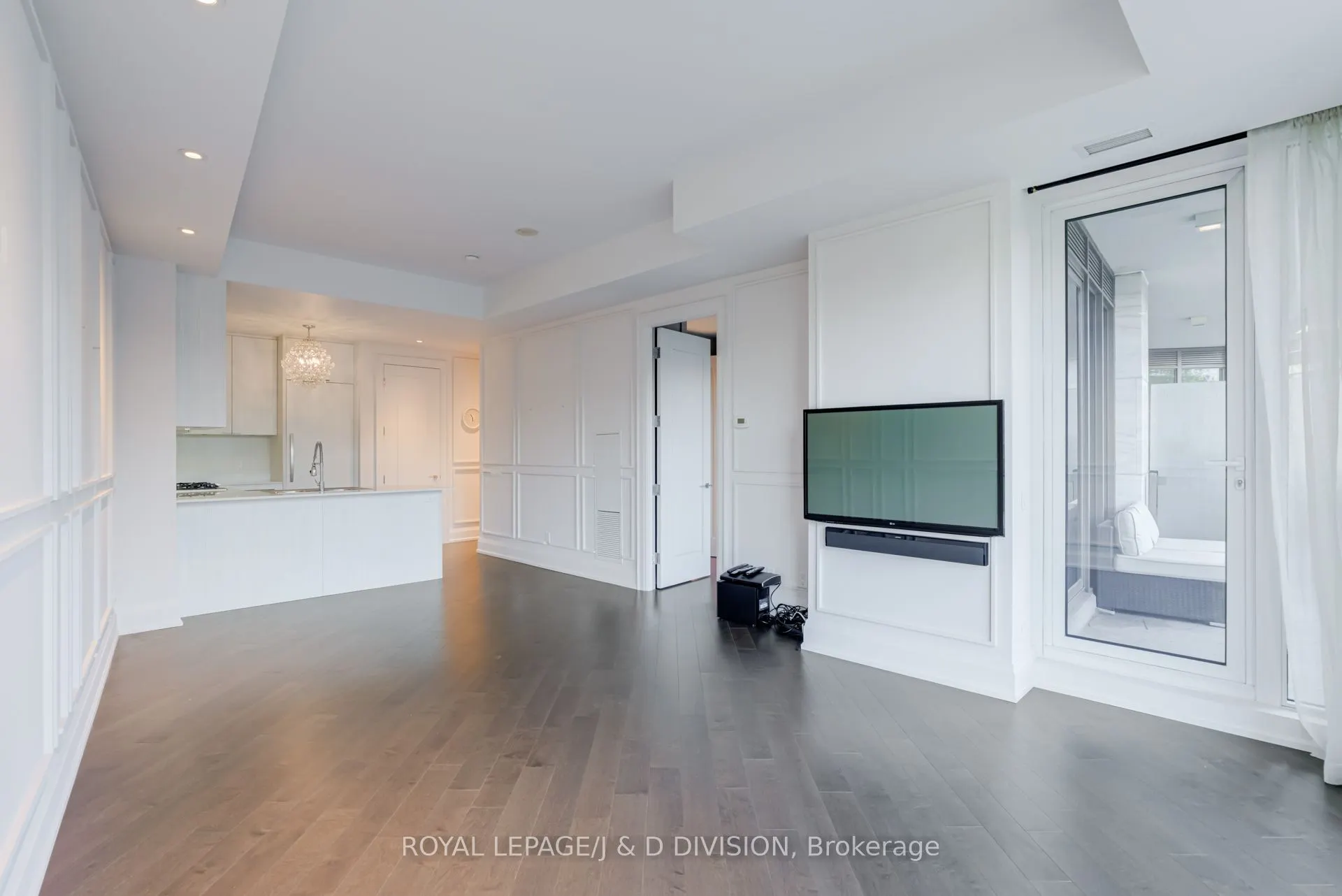 88 Davenport Road, #307