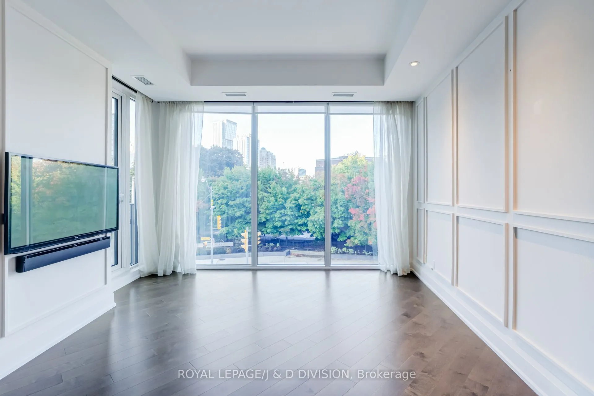 88 Davenport Road, #307