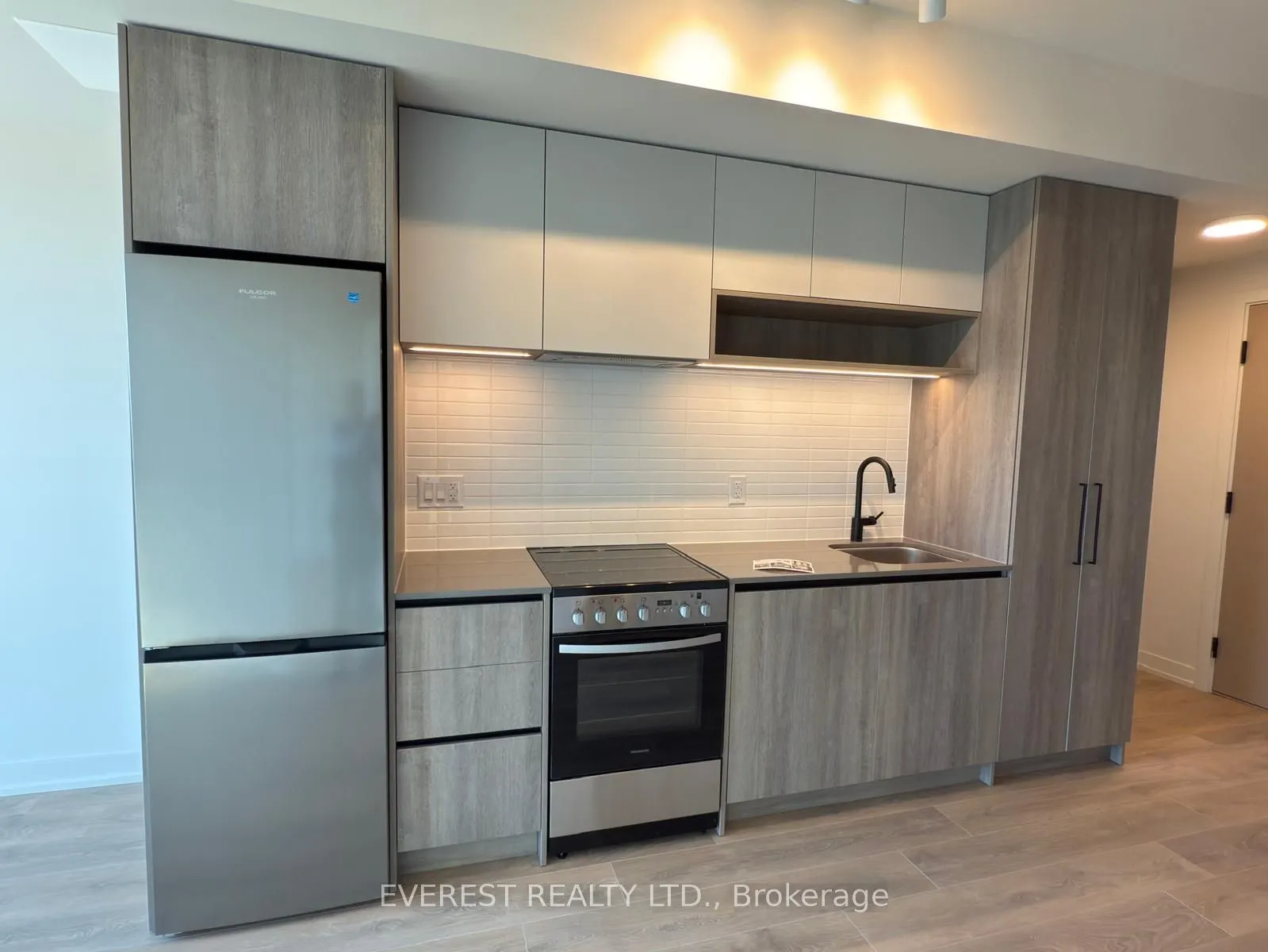 181 Sterling Road E, #1601