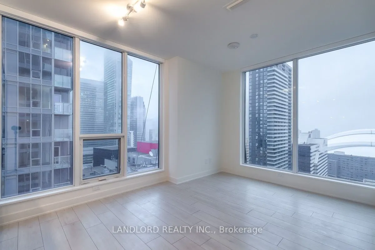 35 Mercer Street, #2416