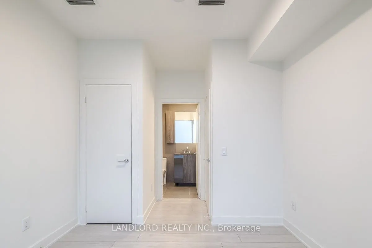 35 Mercer Street, #2416