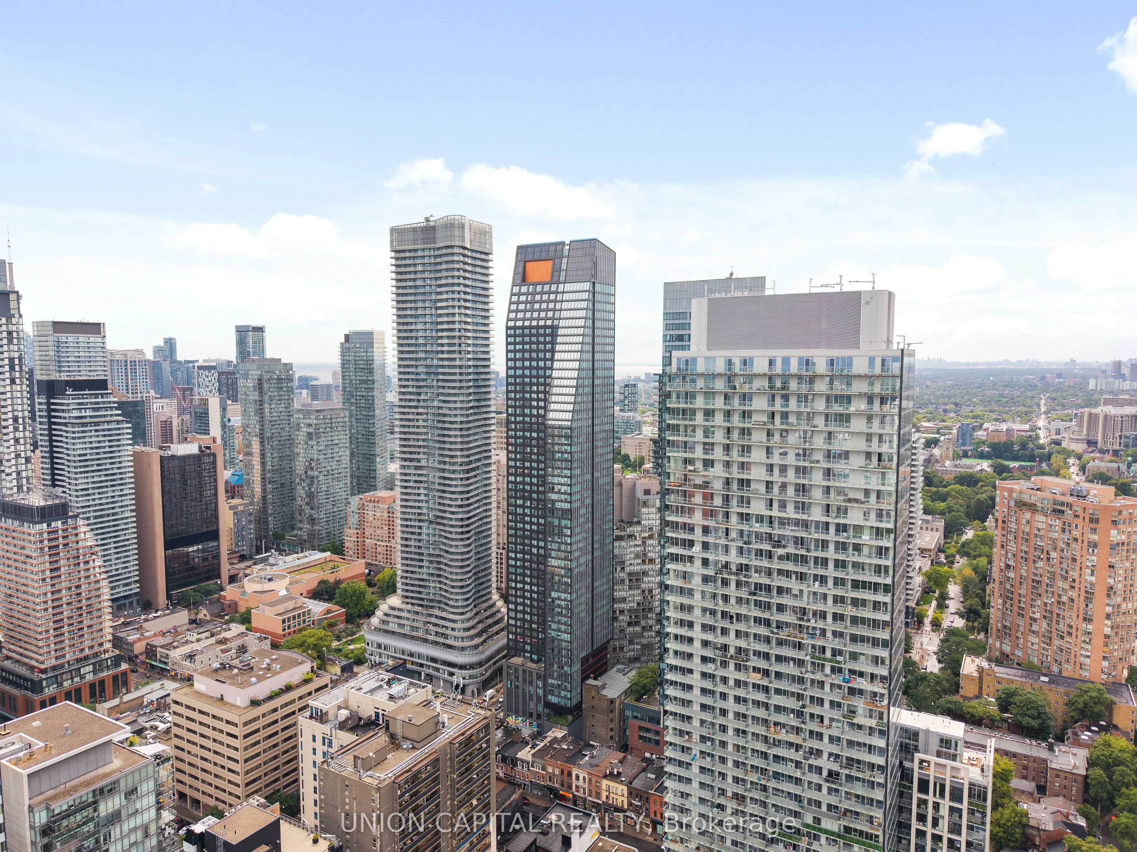 8 WELLESLEY ST W Street, #LPH02