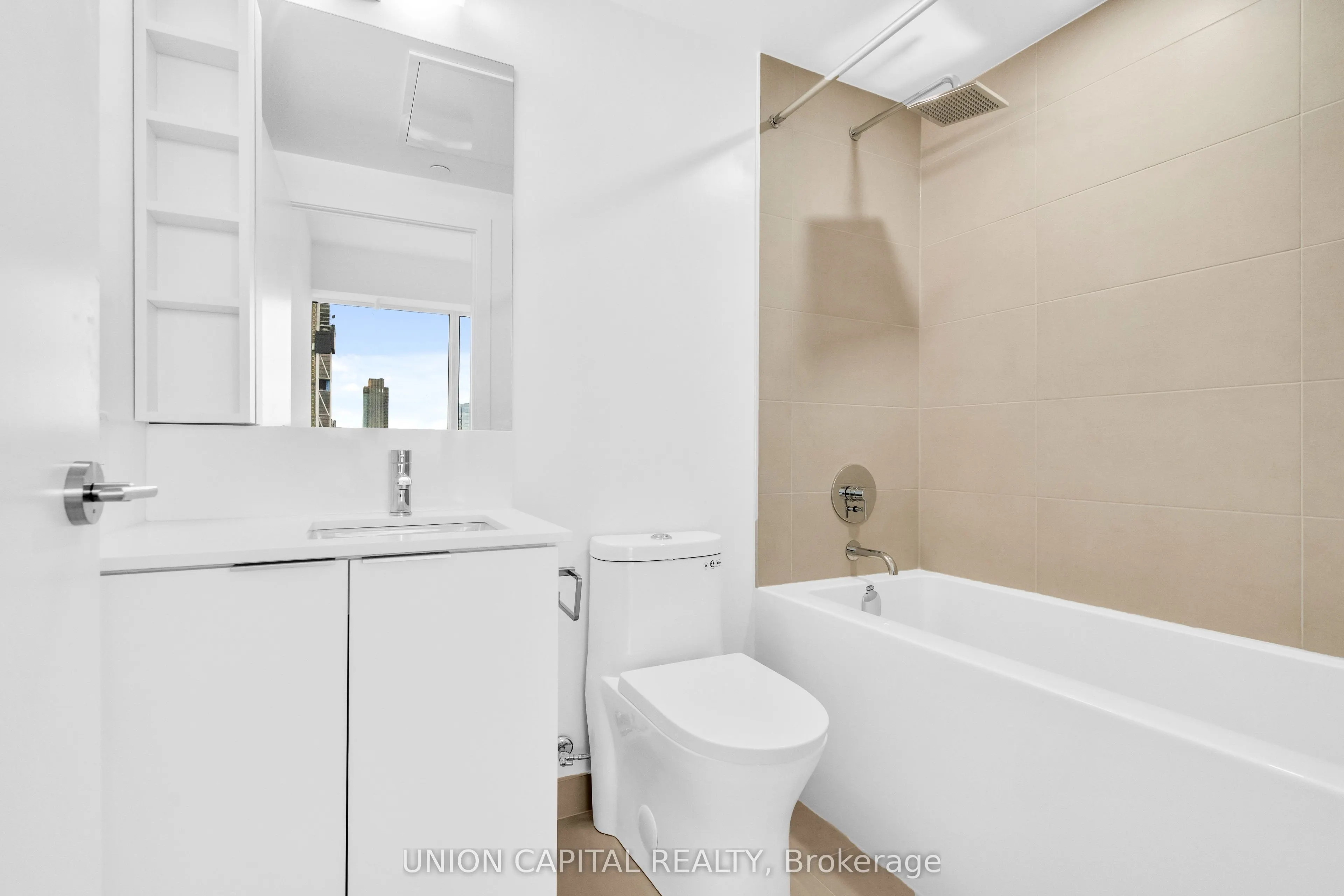 8 WELLESLEY ST W Street, #LPH02