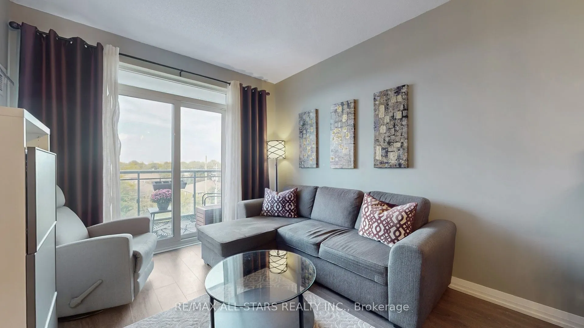 50 Ann O'Reilly Road N, #427