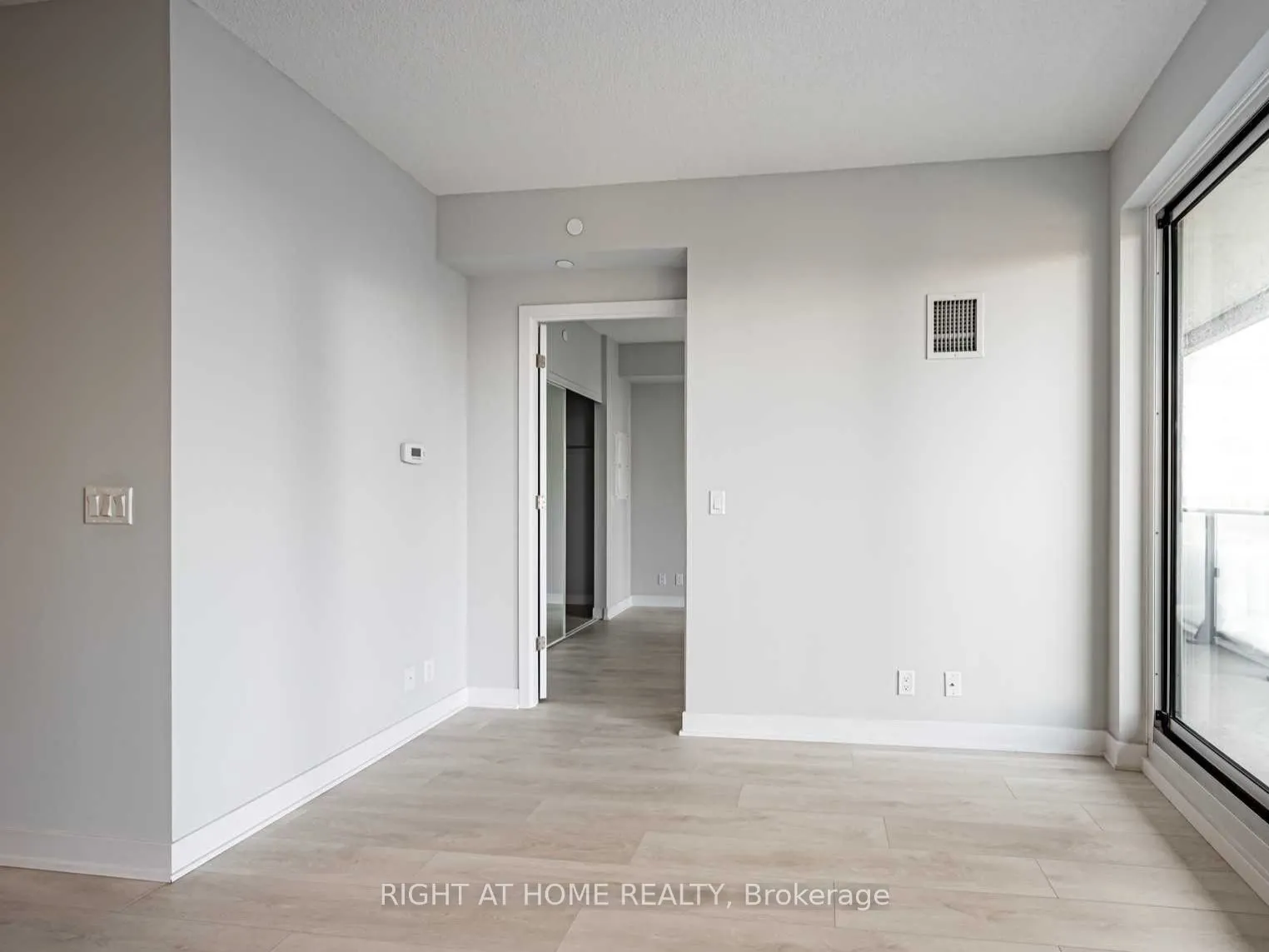 2221 Yonge Street, #5106