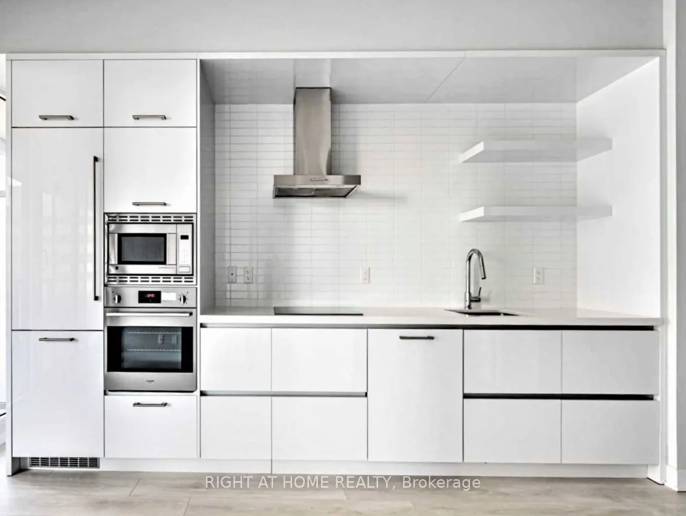 2221 Yonge Street, #5106