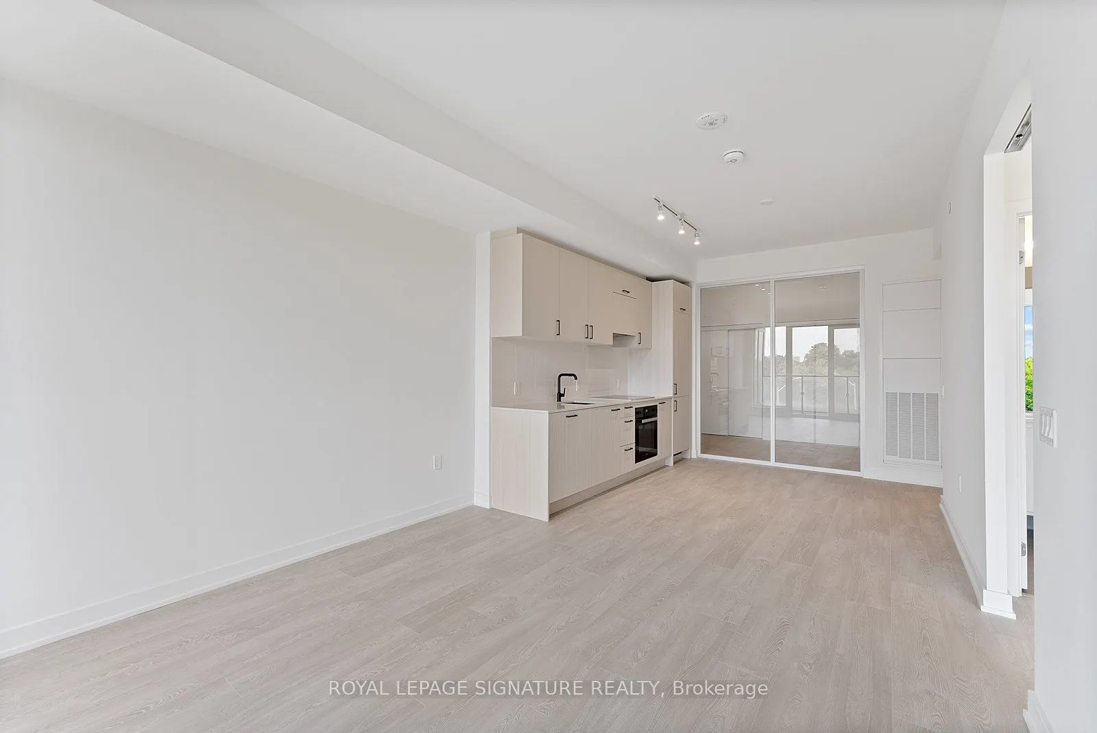 1 Kyle Lowry Road, #412