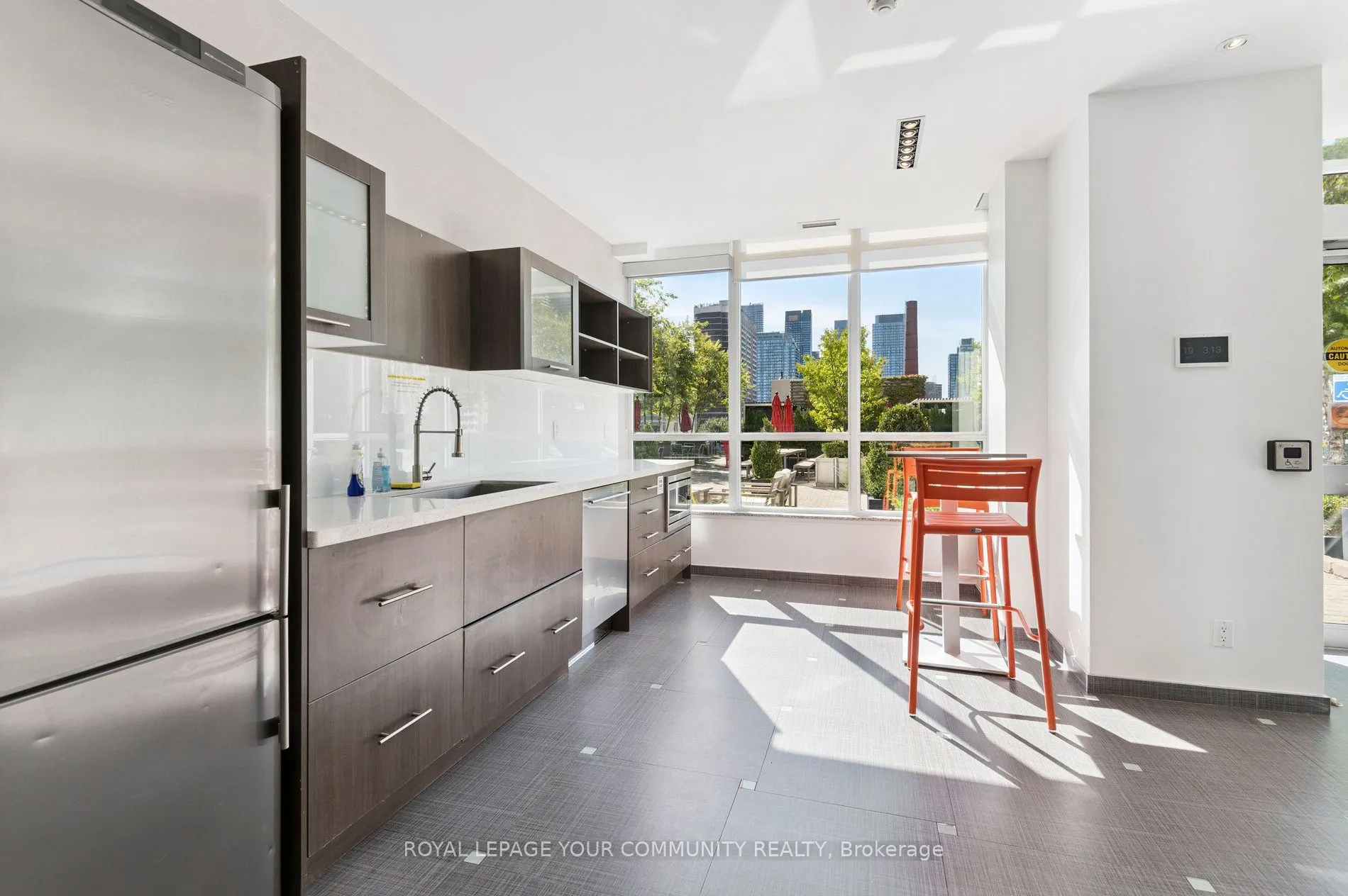 500 Sherbourne Street, #1311
