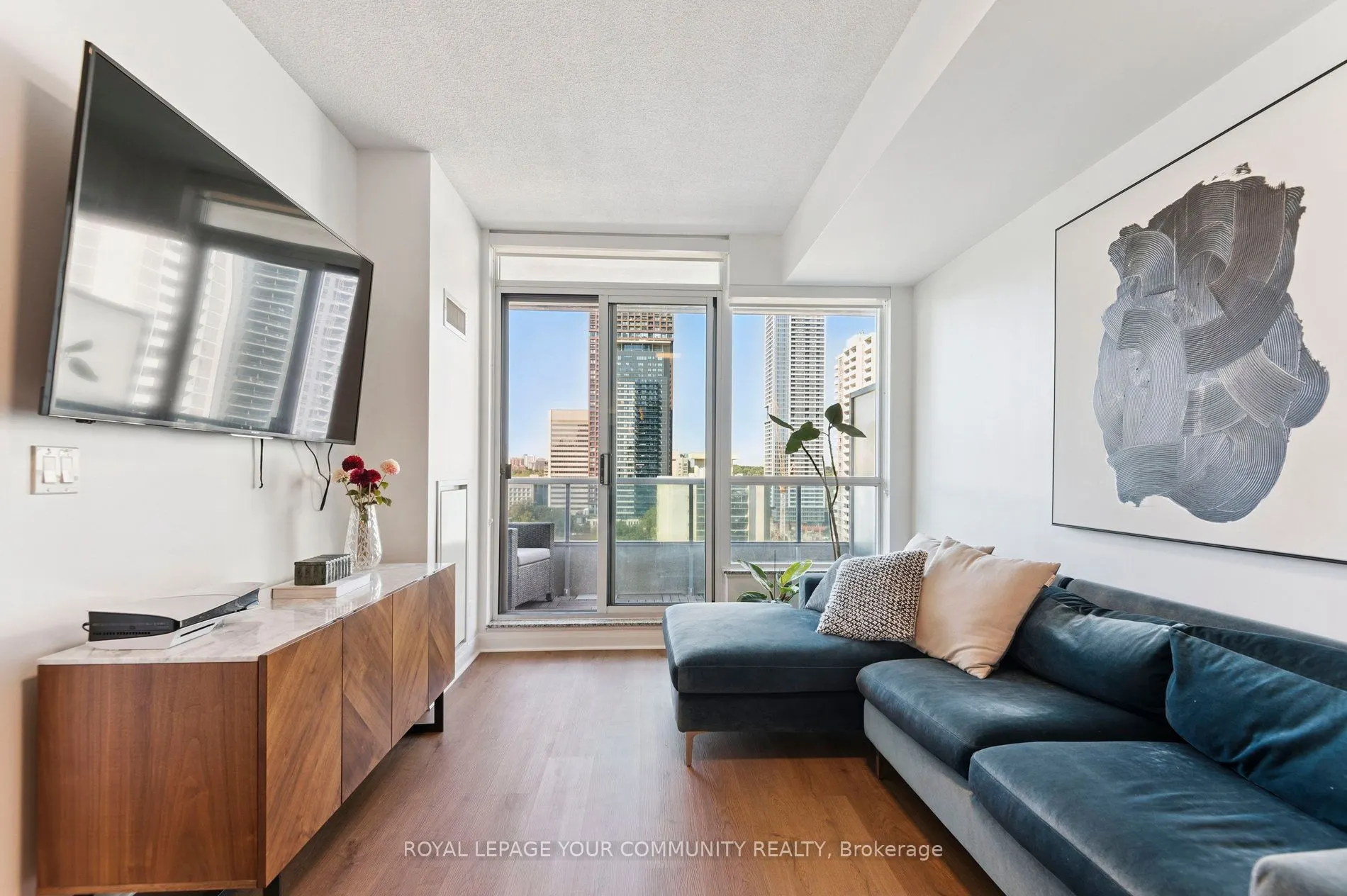 500 Sherbourne Street, #1311