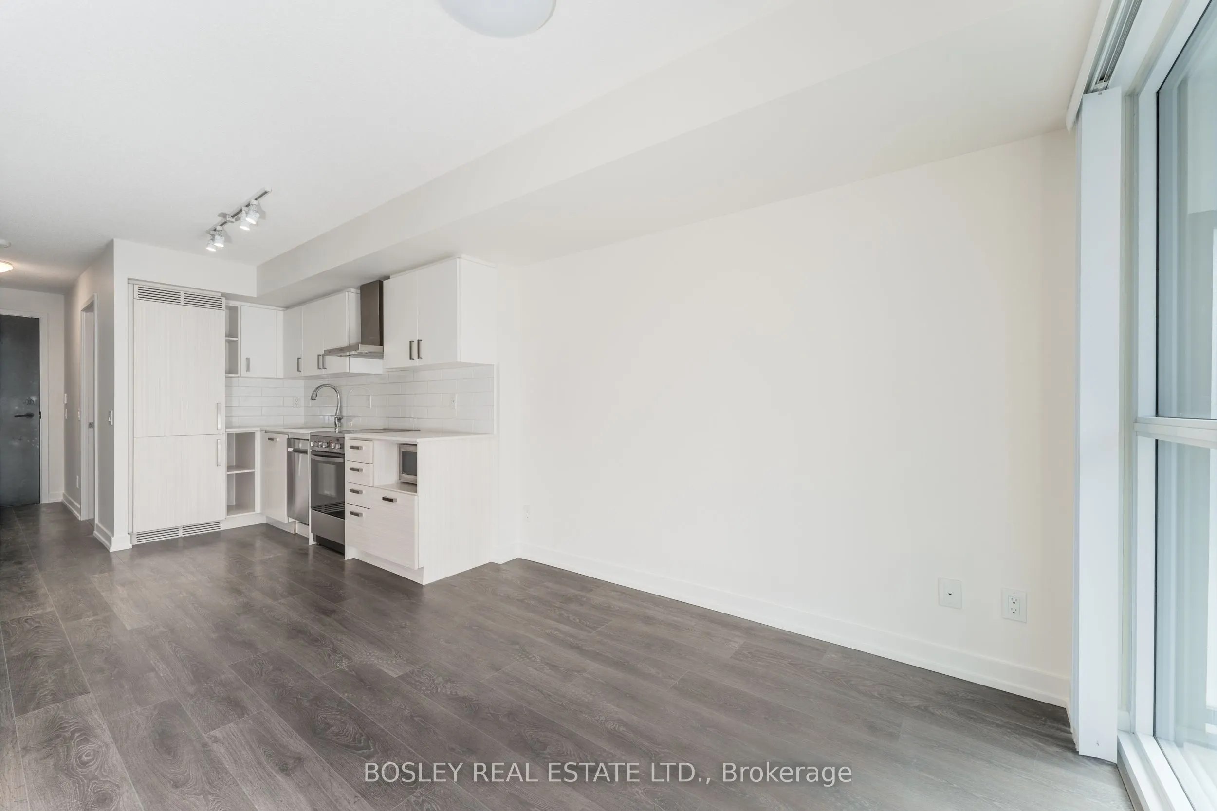 125 Redpath Avenue