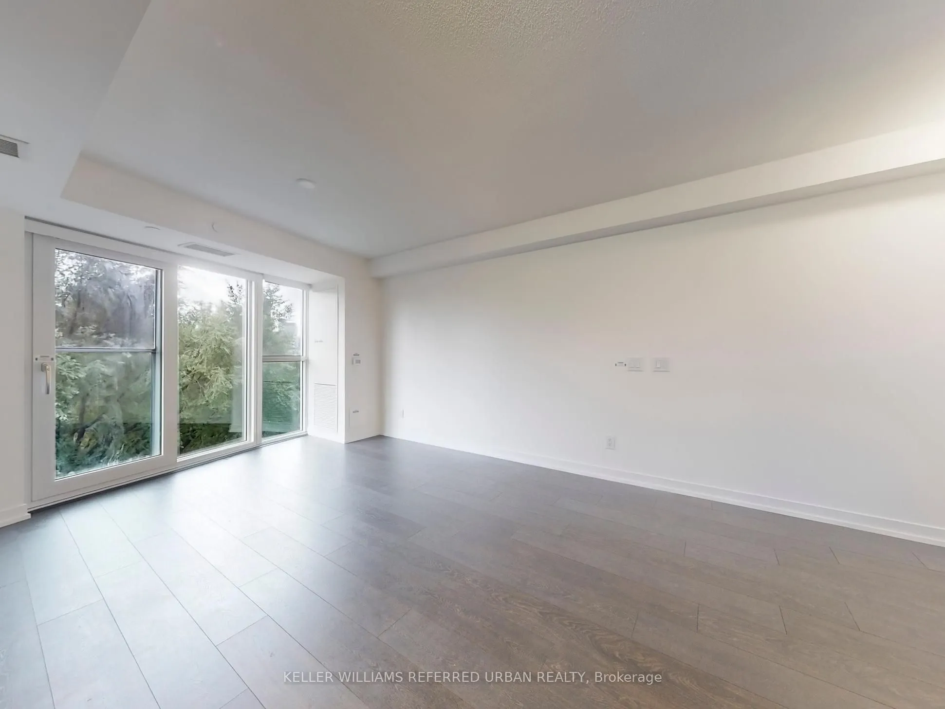 219 Dundas Street E, #601