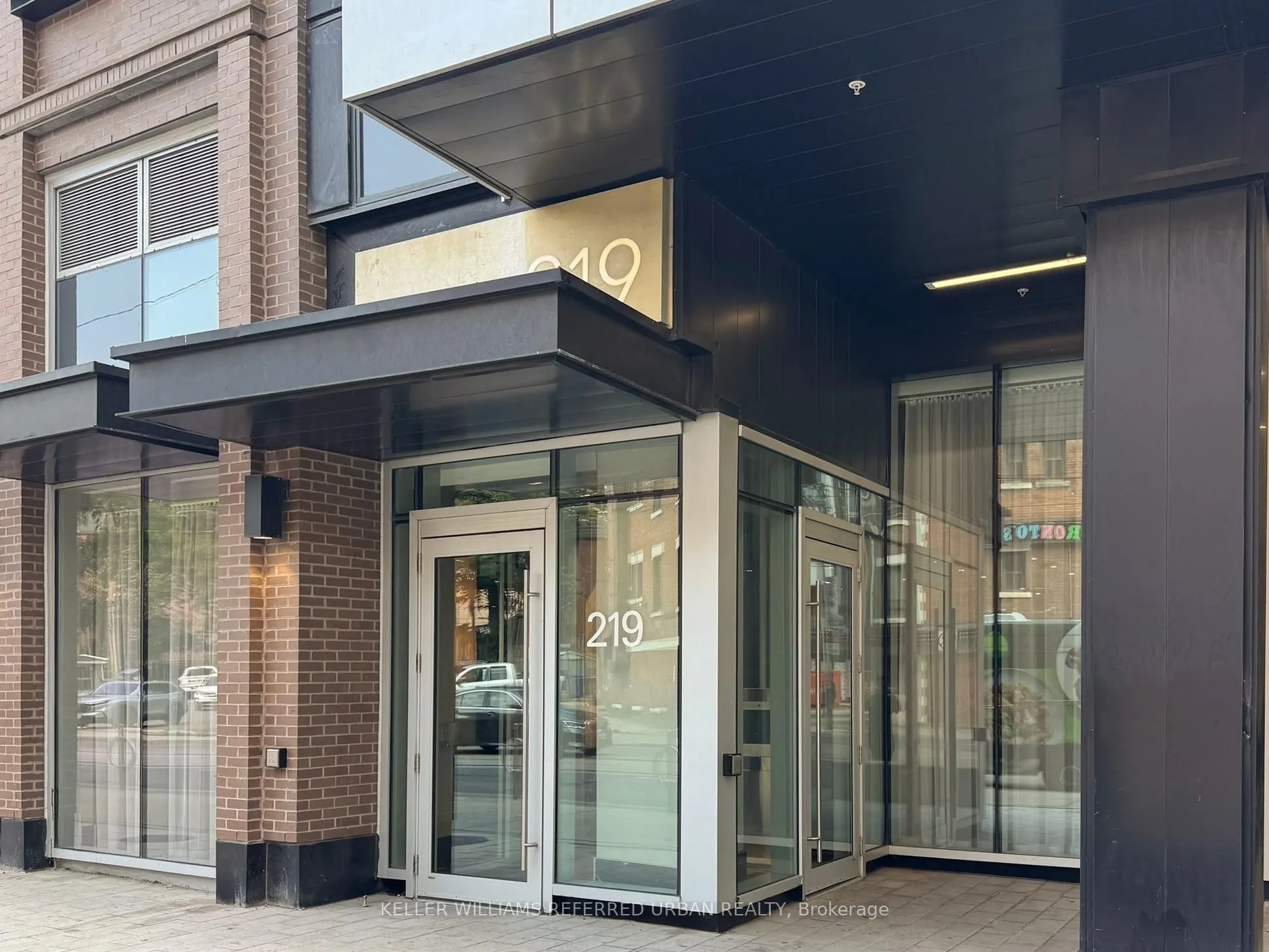 219 Dundas Street E, #601