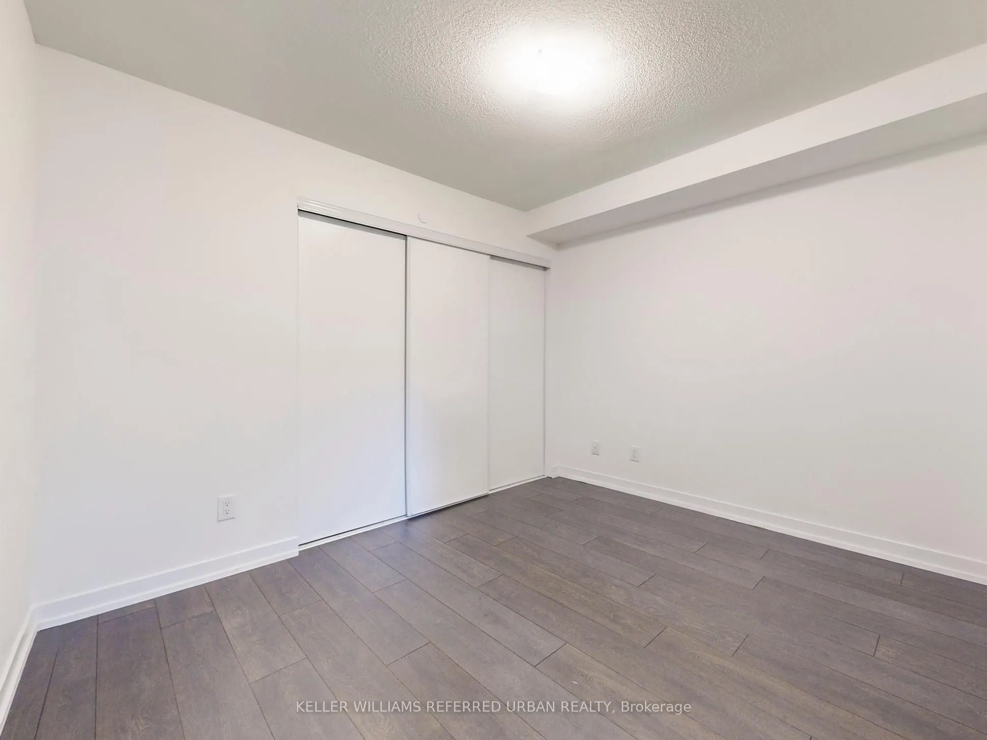 219 Dundas Street E, #601