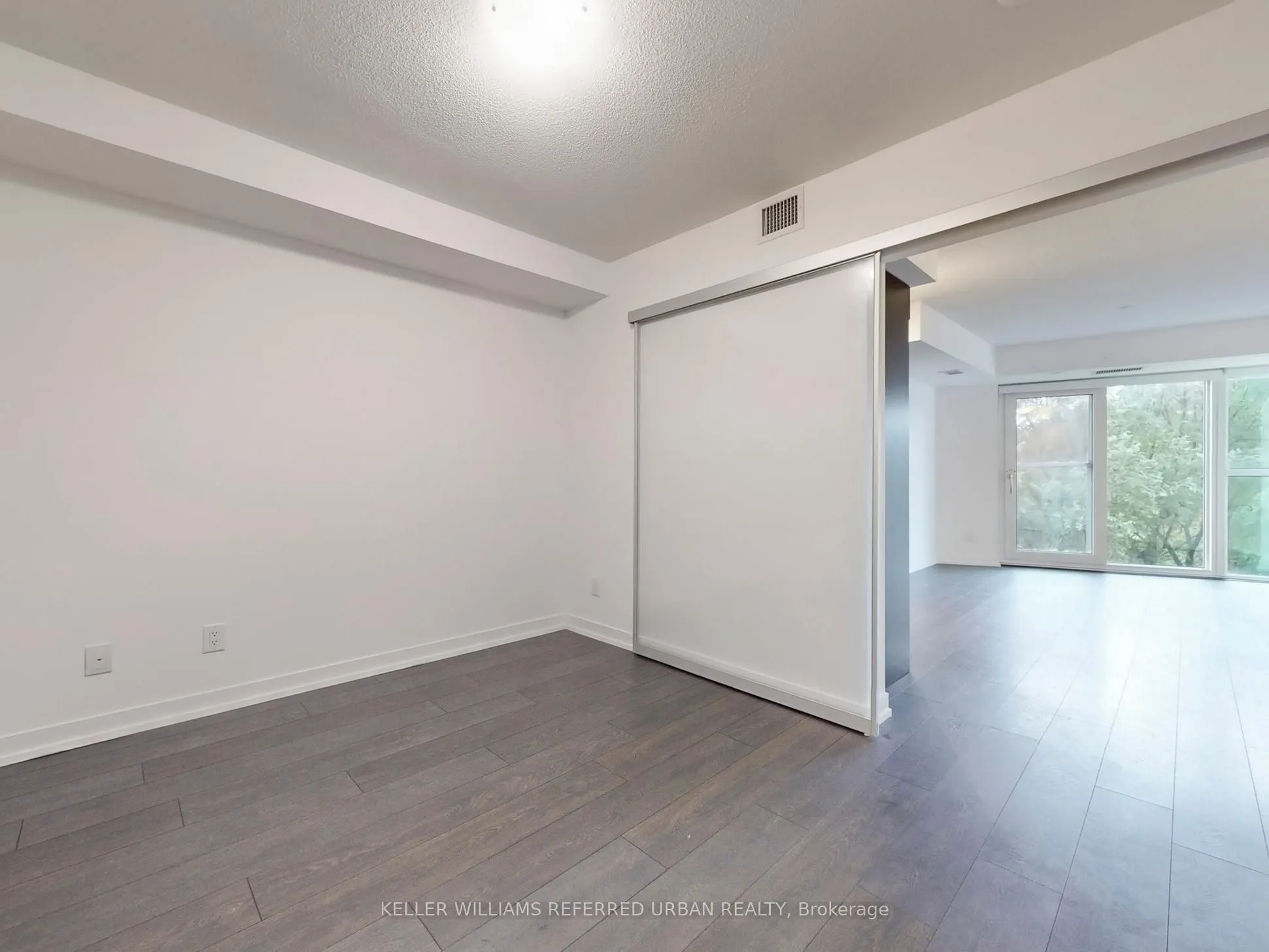 219 Dundas Street E, #601