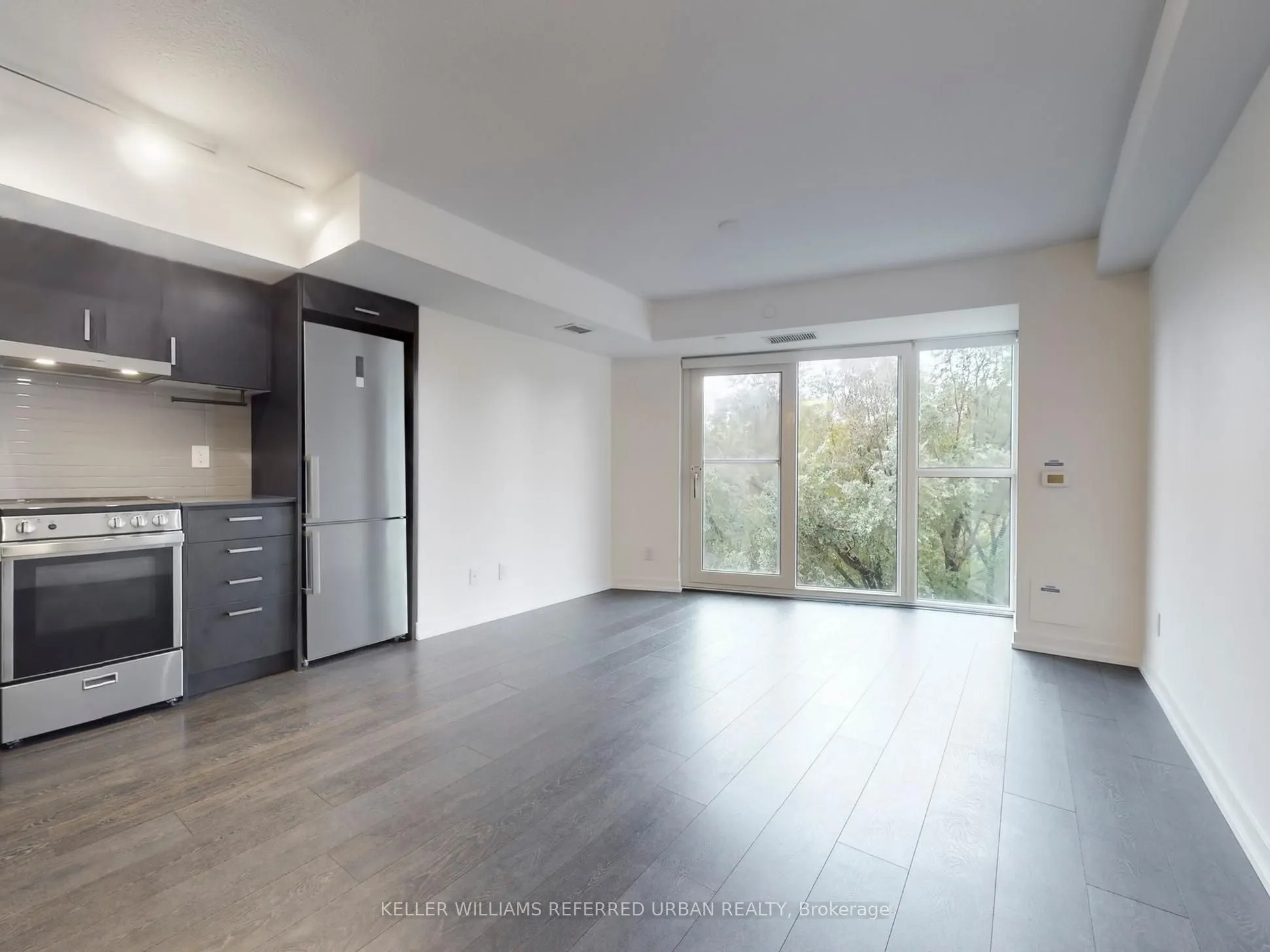 219 Dundas Street E, #601