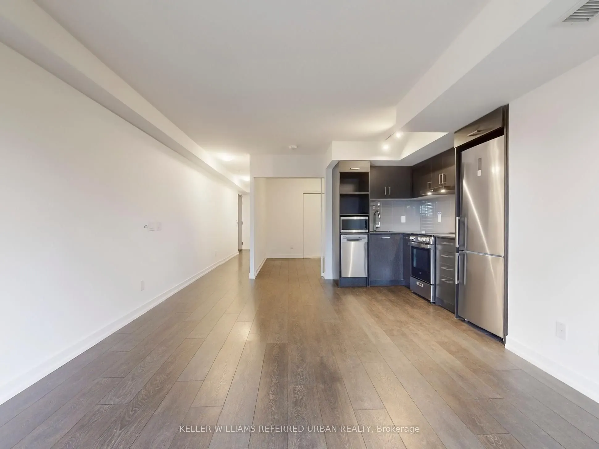 219 Dundas Street E, #601