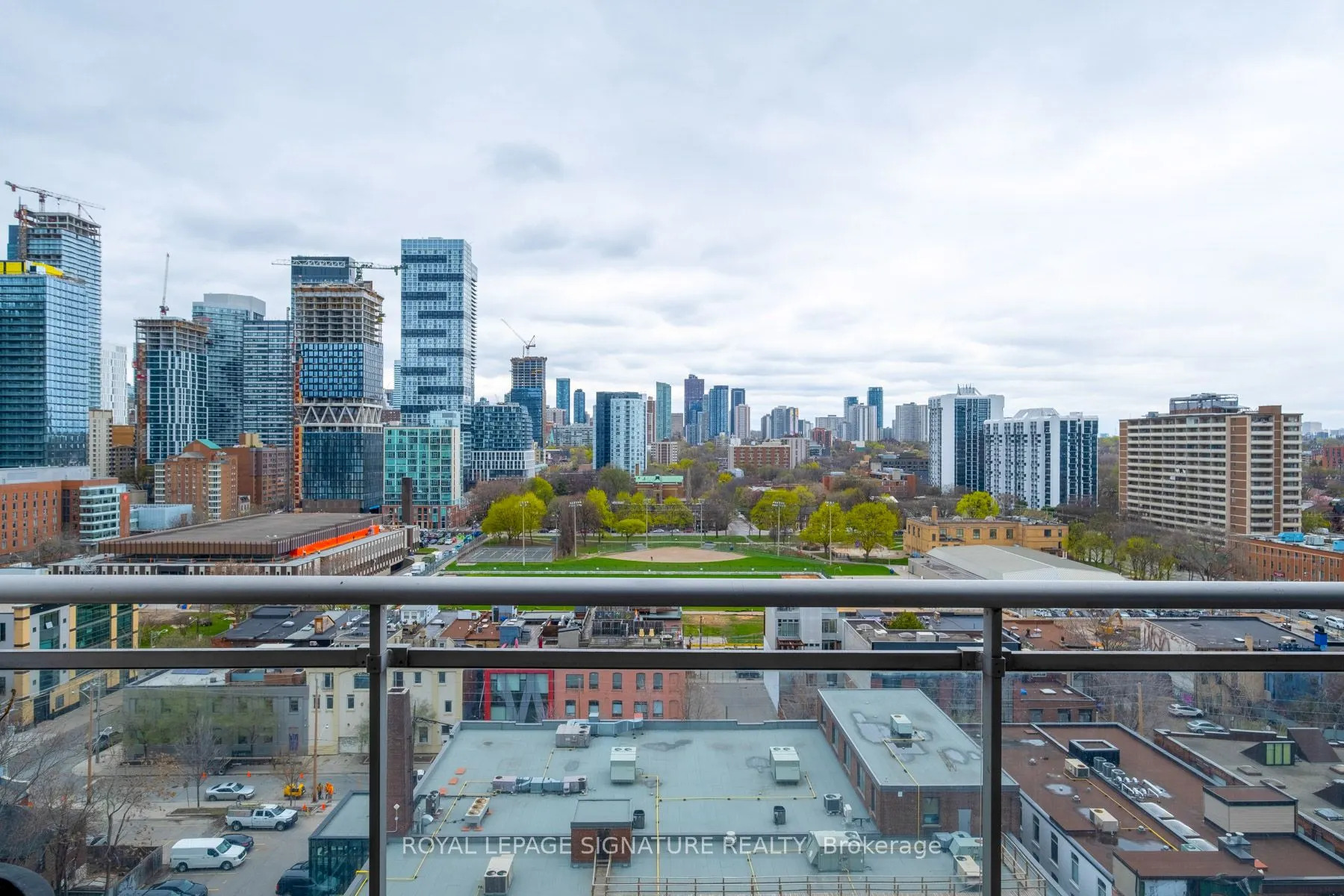 255 Richmond Street E, #1505