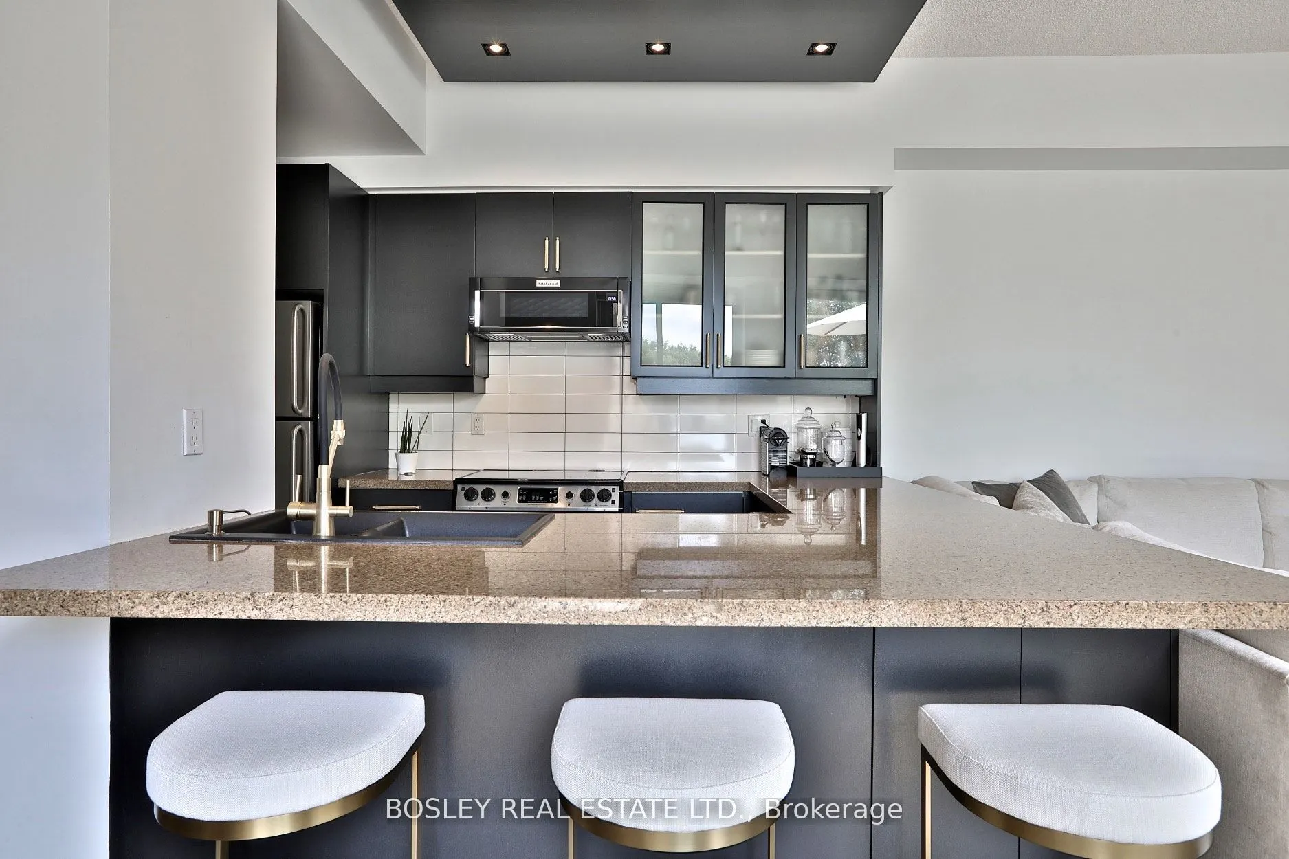 500 Queens Quay W, #208W