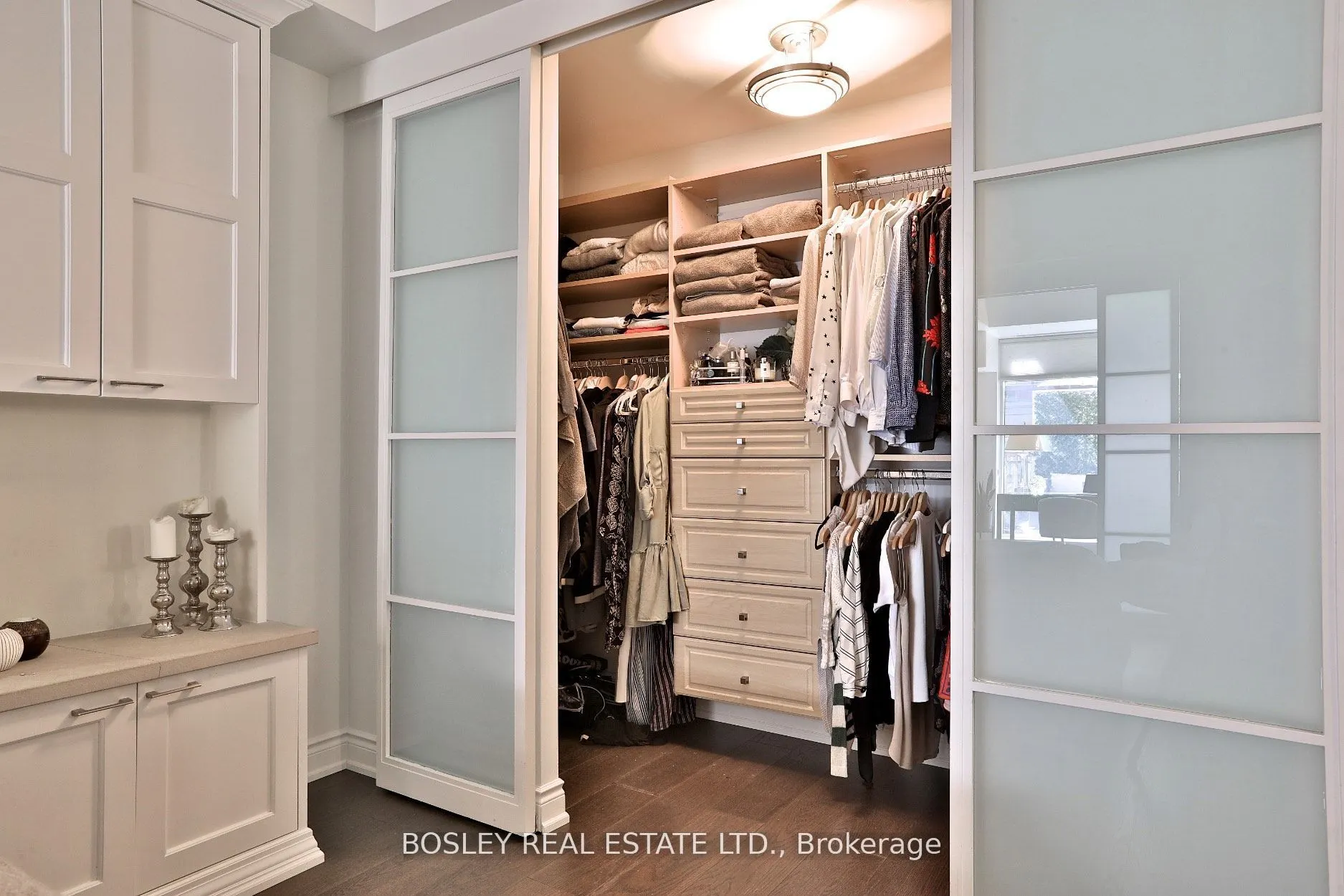 500 Queens Quay W, #208W